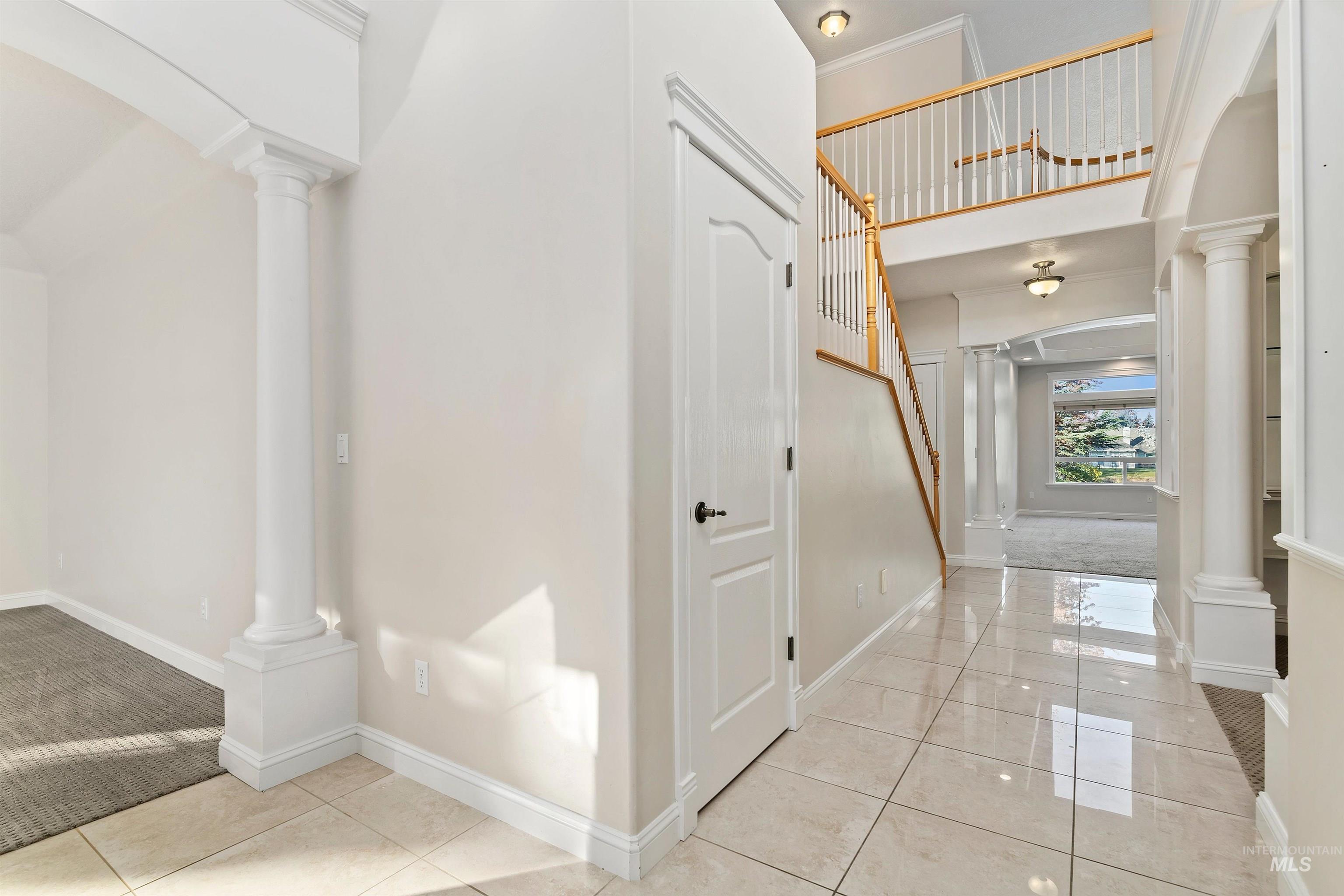 1574 S River Grove Way, Eagle, Idaho 83616, 5 Bedrooms, 3.5 Bathrooms, Residential For Sale, Price $1,020,000, 98967848