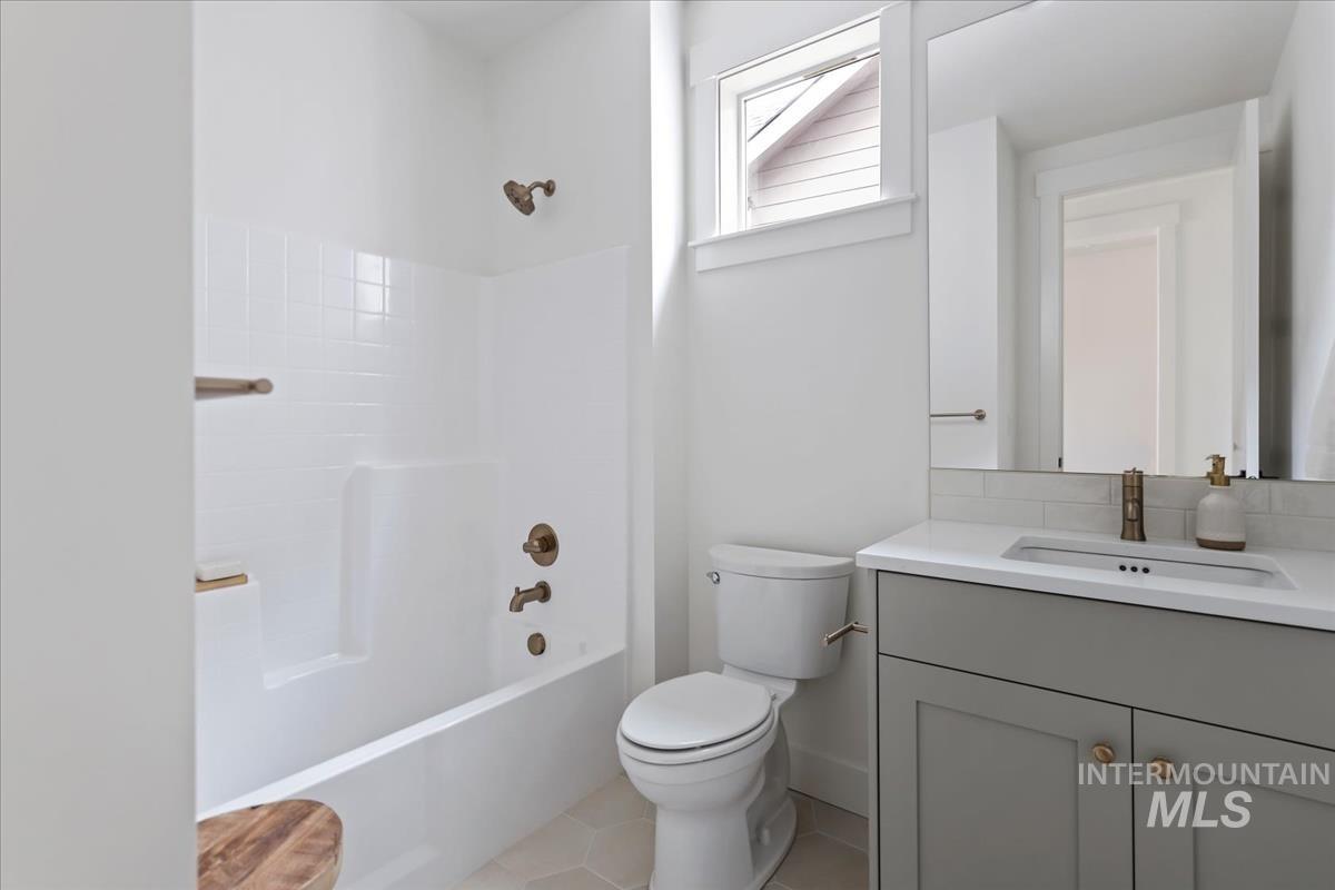 4293 N Madden Way, Meridian, Idaho 83646, 4 Bedrooms, 3 Bathrooms, Residential For Sale, Price $859,900, 98967853