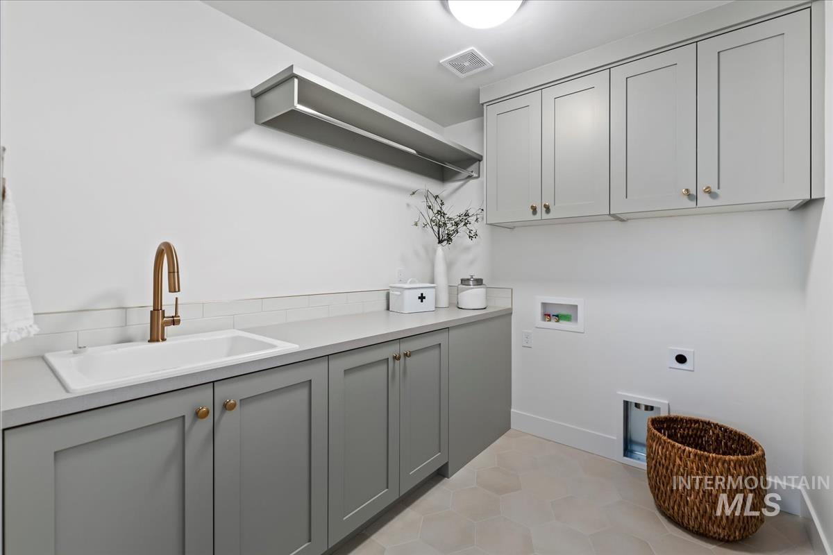 4293 N Madden Way, Meridian, Idaho 83646, 4 Bedrooms, 3 Bathrooms, Residential For Sale, Price $859,900, 98967853