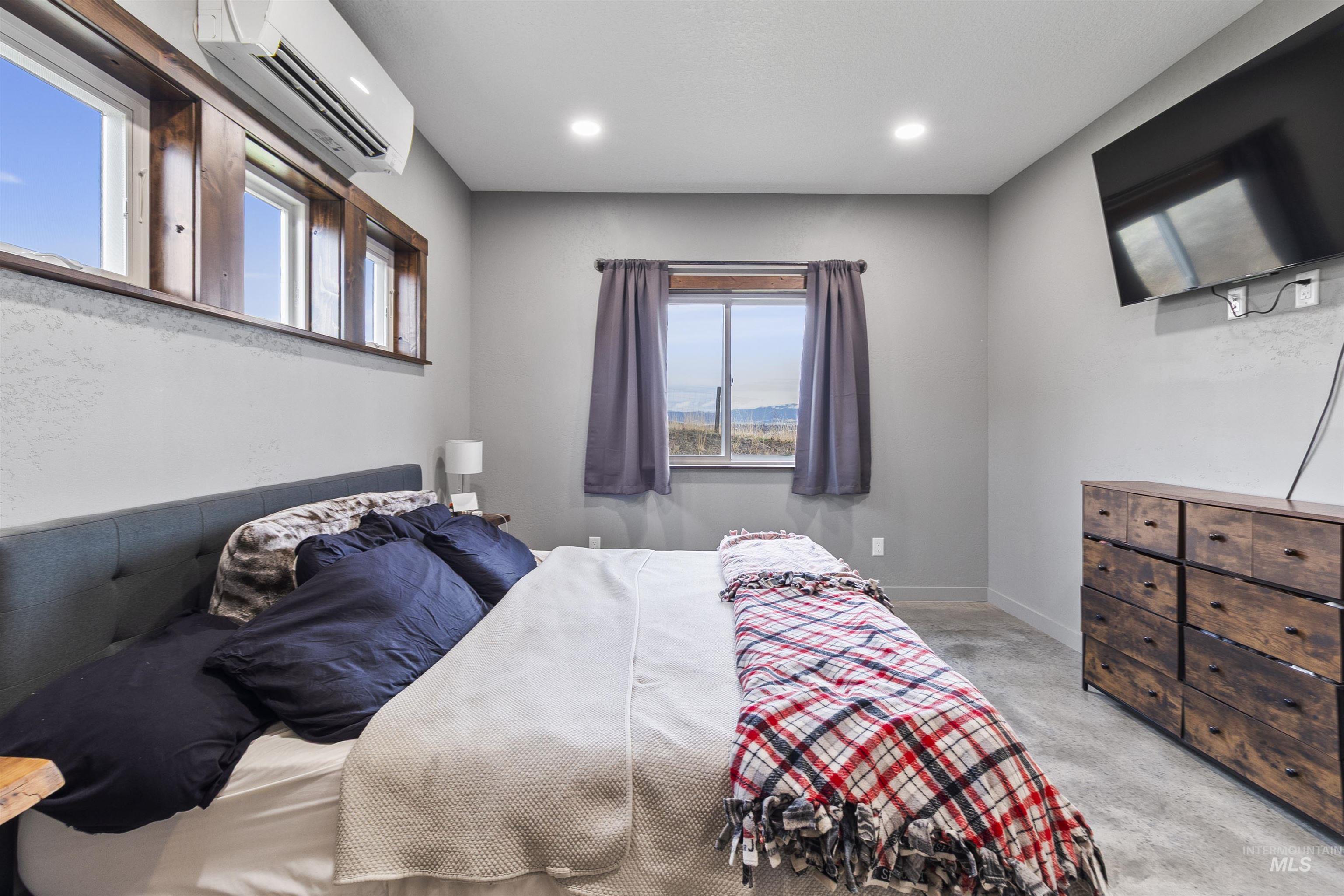 2943 Clyde Rd., Moscow, Idaho 83843, 2 Bedrooms, 1 Bathroom, Residential For Sale, Price $659,000, 98967854