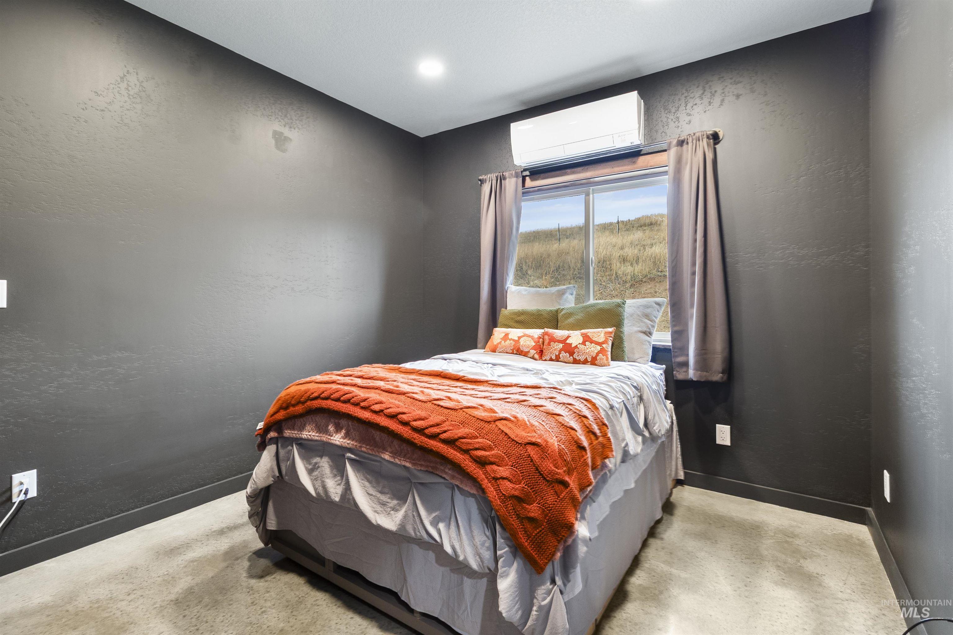 2943 Clyde Rd., Moscow, Idaho 83843, 2 Bedrooms, 1 Bathroom, Residential For Sale, Price $659,000, 98967854