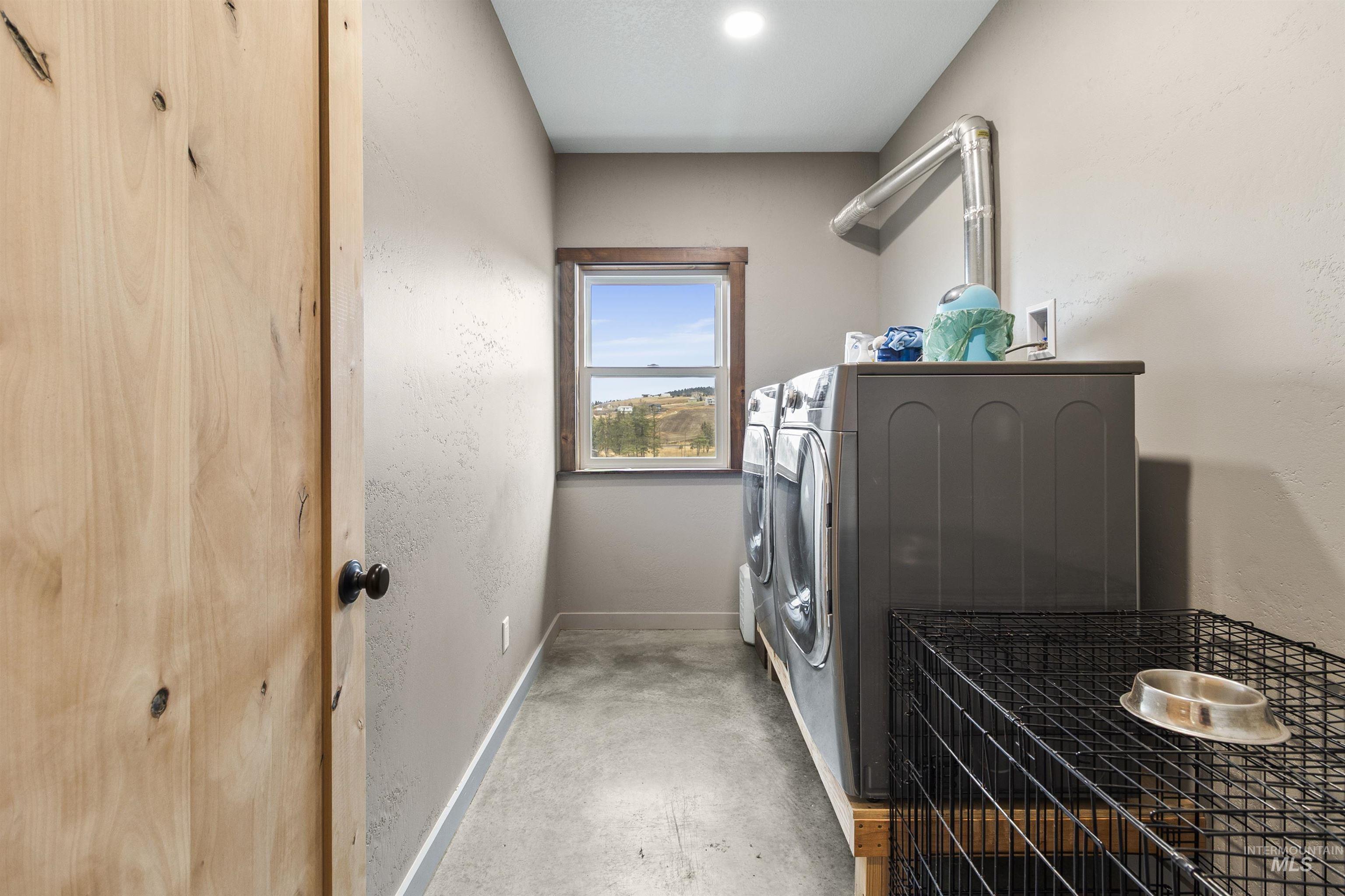 2943 Clyde Rd., Moscow, Idaho 83843, 2 Bedrooms, 1 Bathroom, Residential For Sale, Price $659,000, 98967854