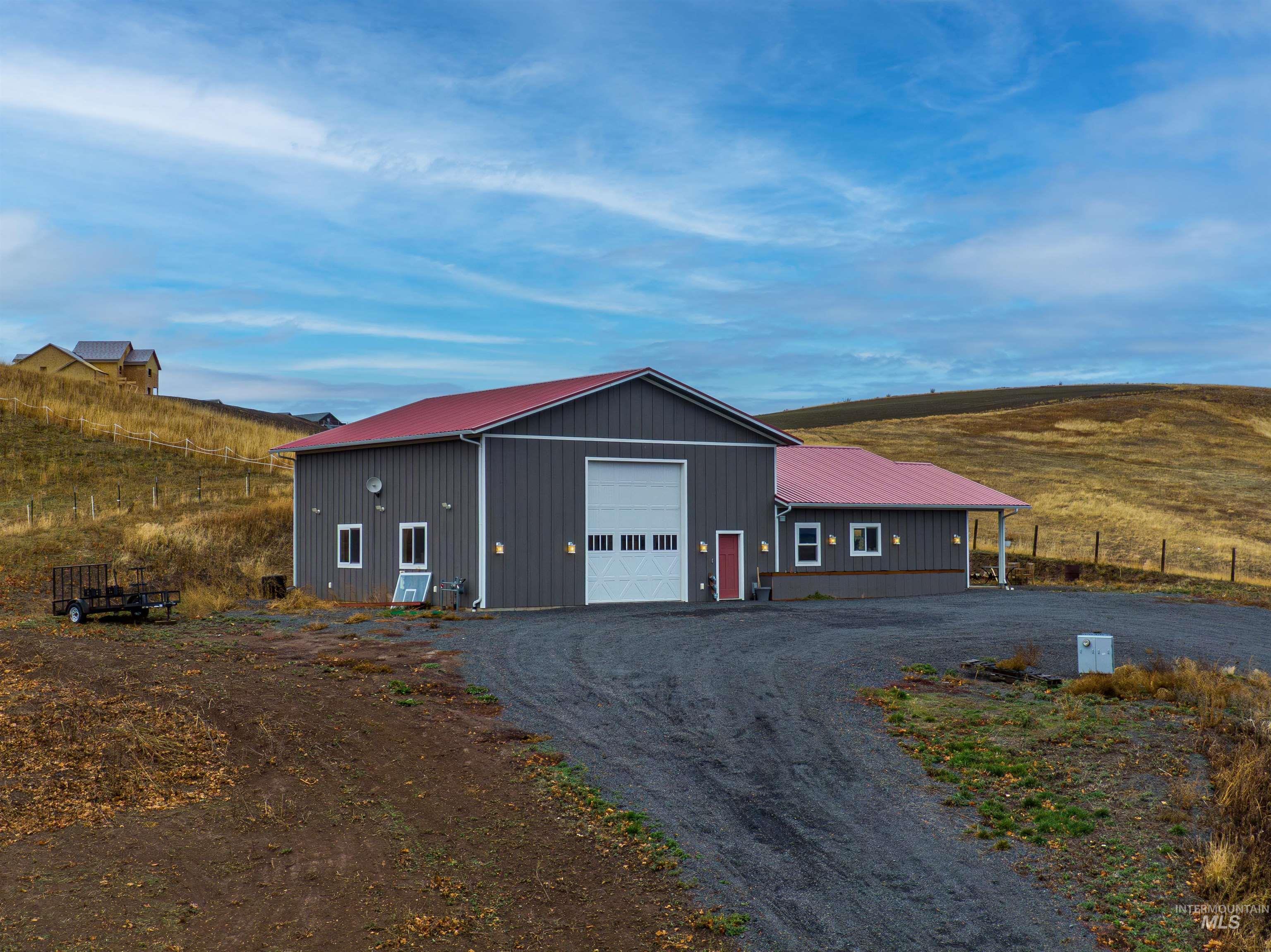 2943 Clyde Rd., Moscow, Idaho 83843, 2 Bedrooms, 1 Bathroom, Residential For Sale, Price $659,000, 98967854