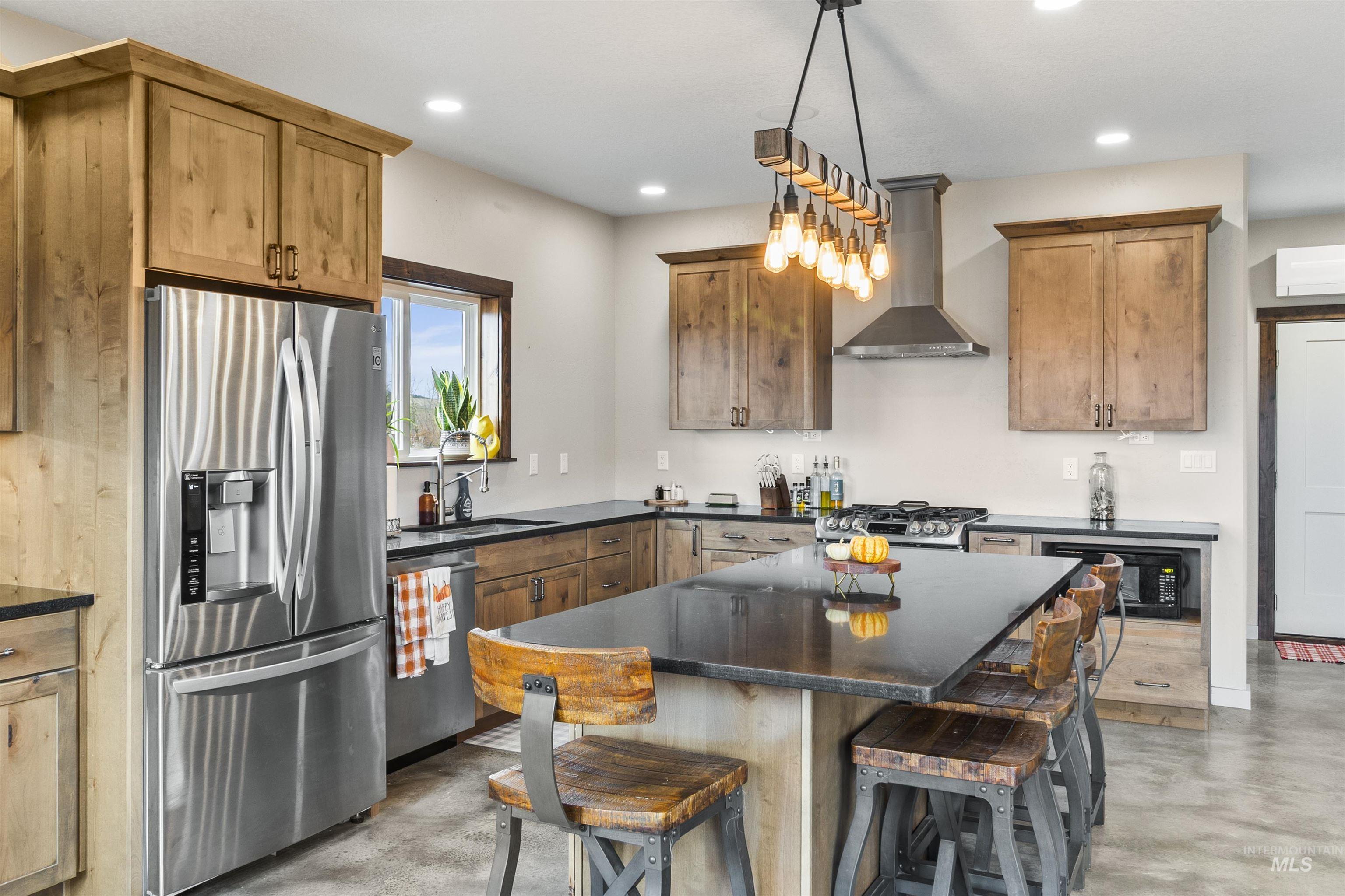 2943 Clyde Rd., Moscow, Idaho 83843, 2 Bedrooms, 1 Bathroom, Residential For Sale, Price $659,000, 98967854