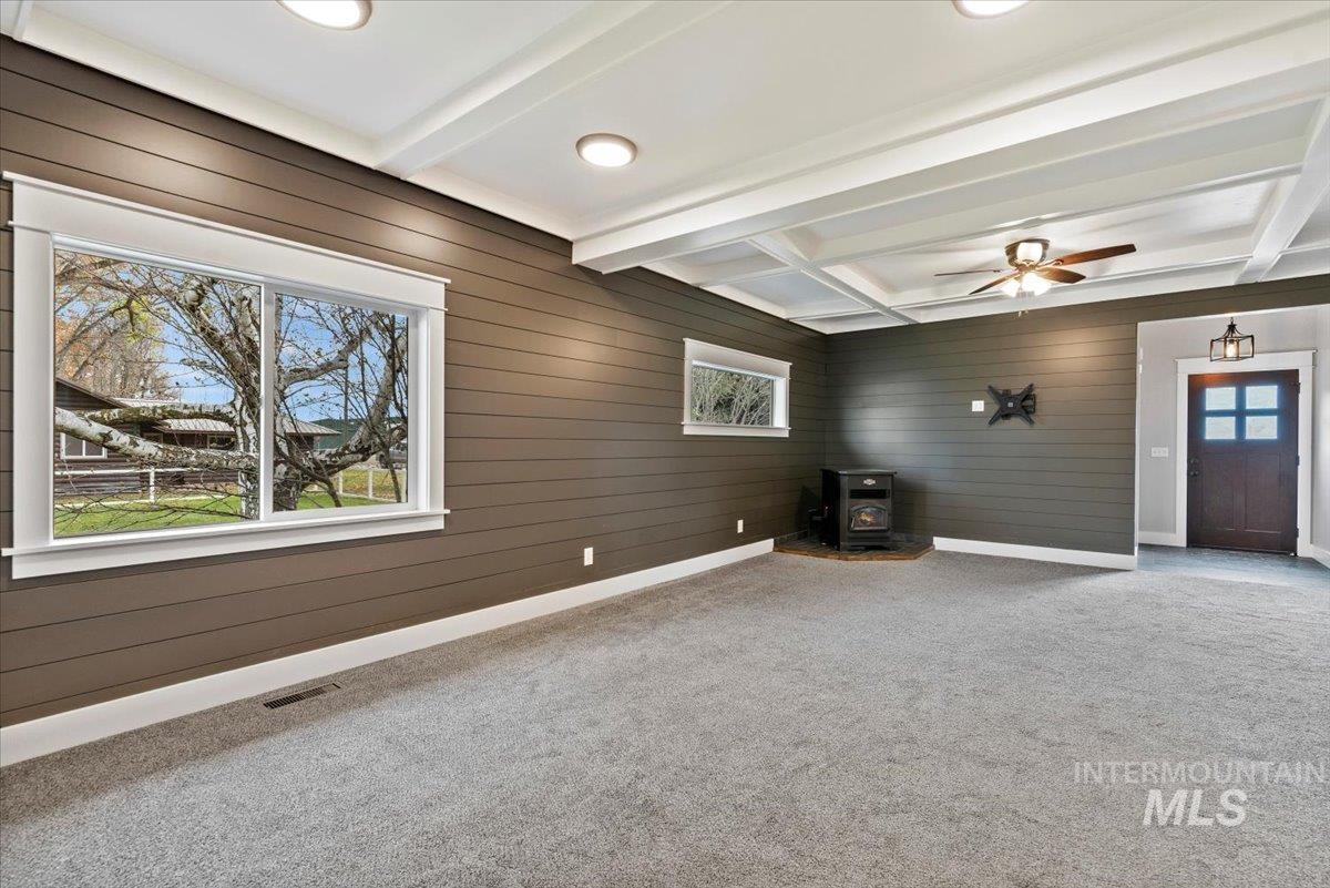 210 E Golden Gate Ave, Wilder, Idaho 83676, 2 Bedrooms, 1 Bathroom, Residential For Sale, Price $334,900, 98967860