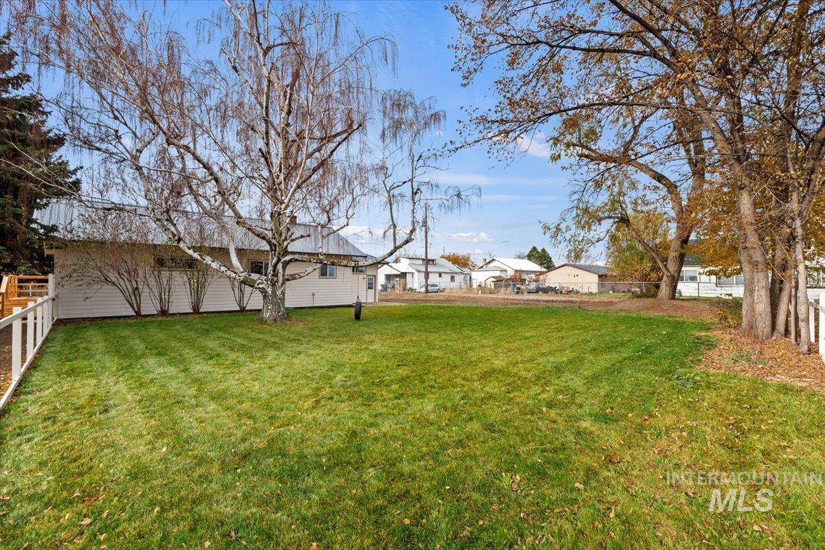 210 E Golden Gate Ave, Wilder, Idaho 83676, 2 Bedrooms, 1 Bathroom, Residential For Sale, Price $334,900, 98967860