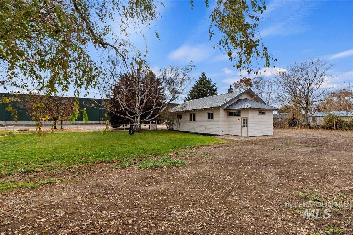210 E Golden Gate Ave, Wilder, Idaho 83676, 2 Bedrooms, 1 Bathroom, Residential For Sale, Price $334,900, 98967860