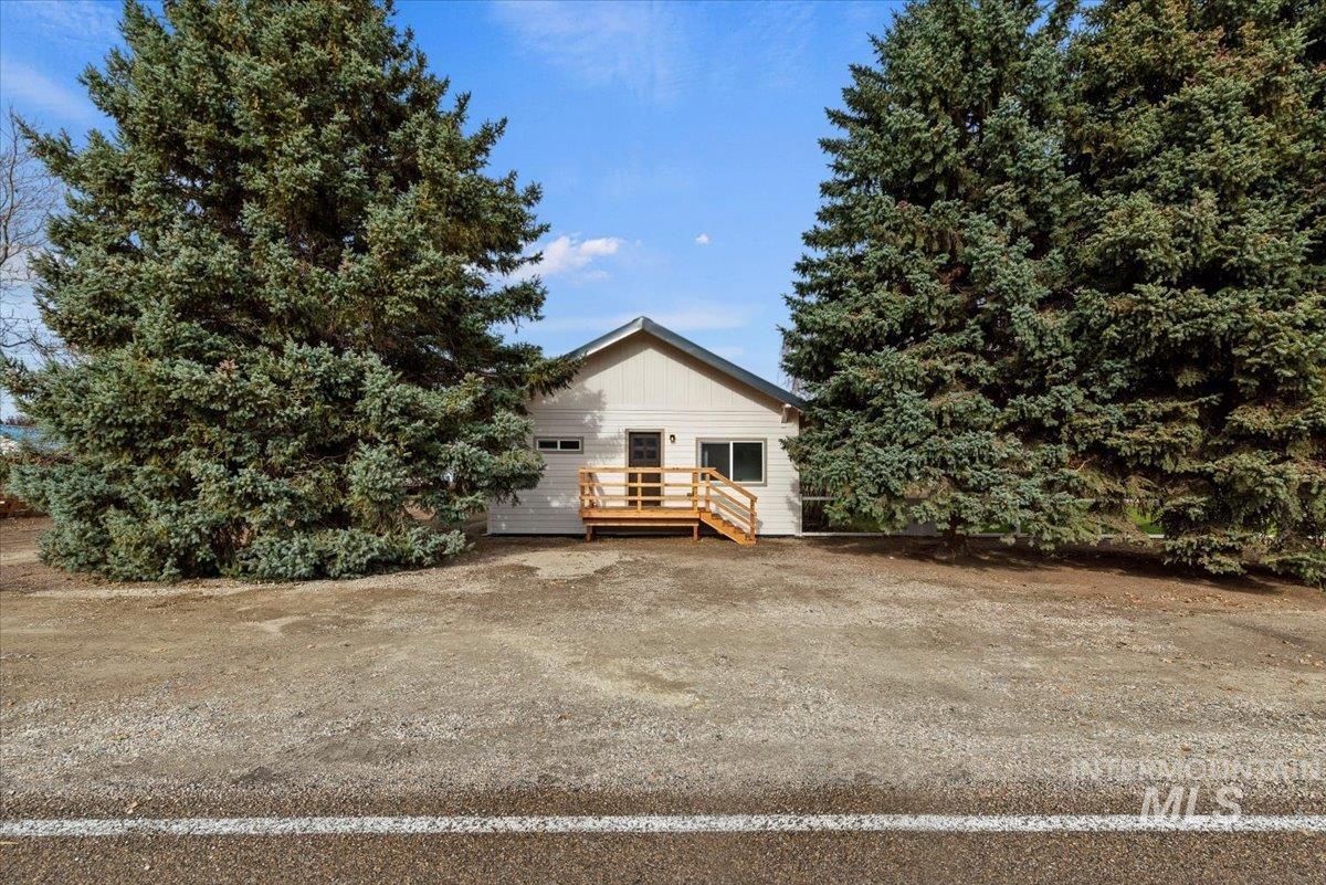 210 E Golden Gate Ave, Wilder, Idaho 83676, 2 Bedrooms, 1 Bathroom, Residential For Sale, Price $334,900, 98967860