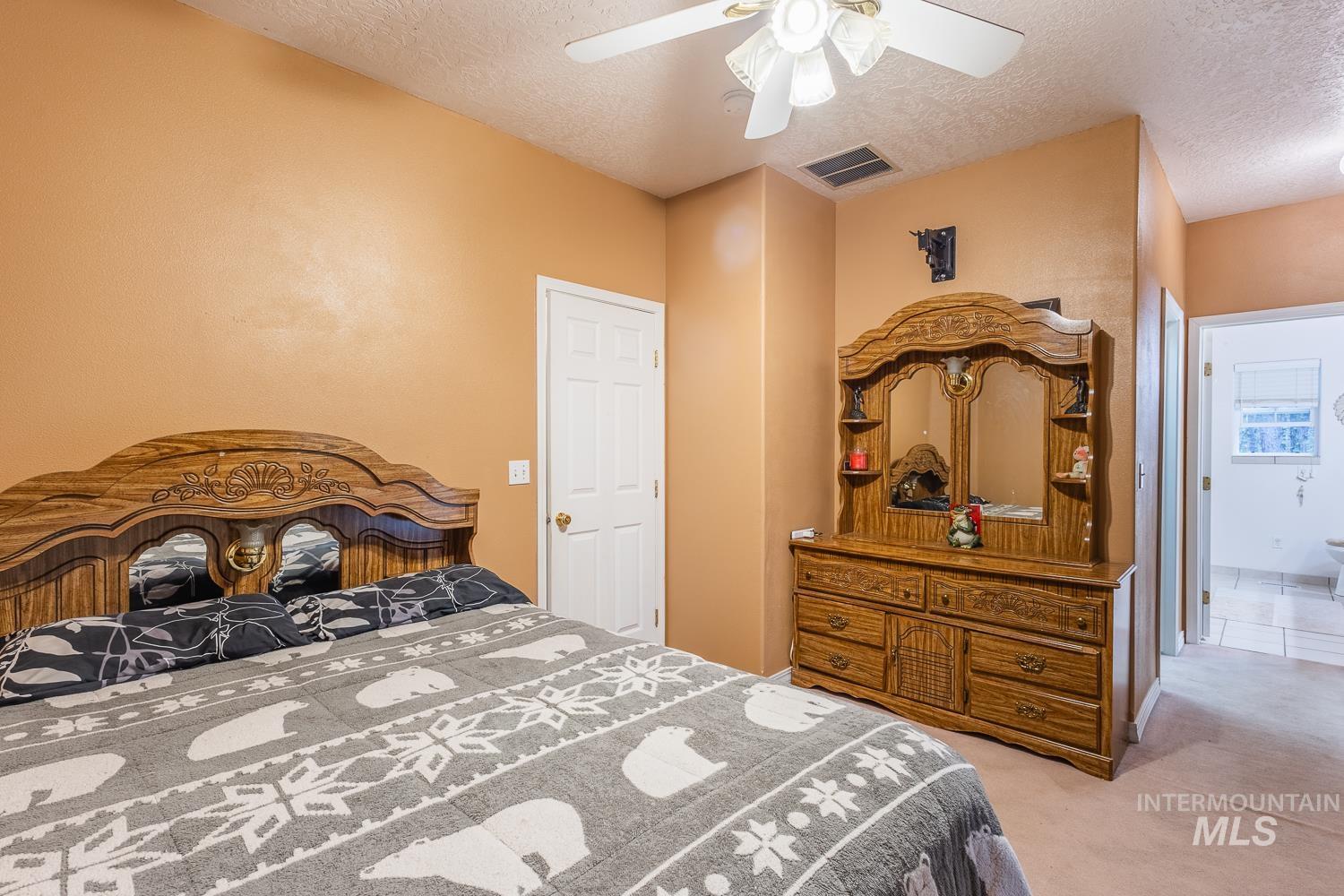 42 Hiatt Cir, Idaho City, Idaho 83631, 3 Bedrooms, 2.5 Bathrooms, Residential For Sale, Price $439,900, 98967869