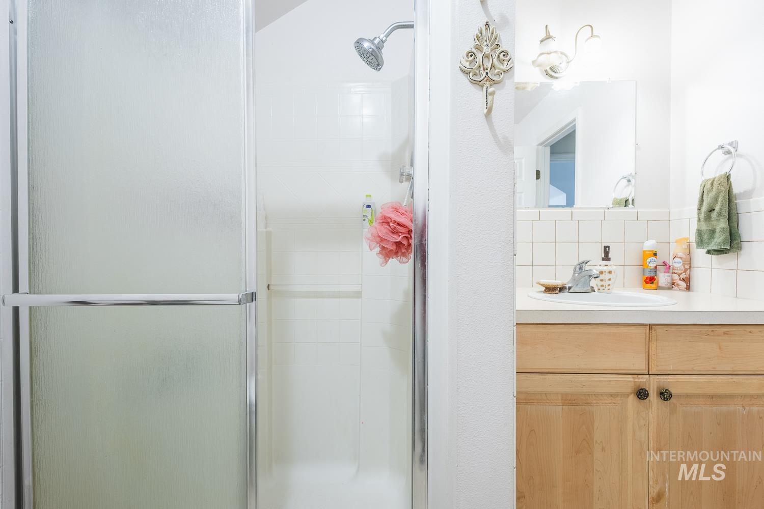 42 Hiatt Cir, Idaho City, Idaho 83631, 3 Bedrooms, 2.5 Bathrooms, Residential For Sale, Price $439,900, 98967869