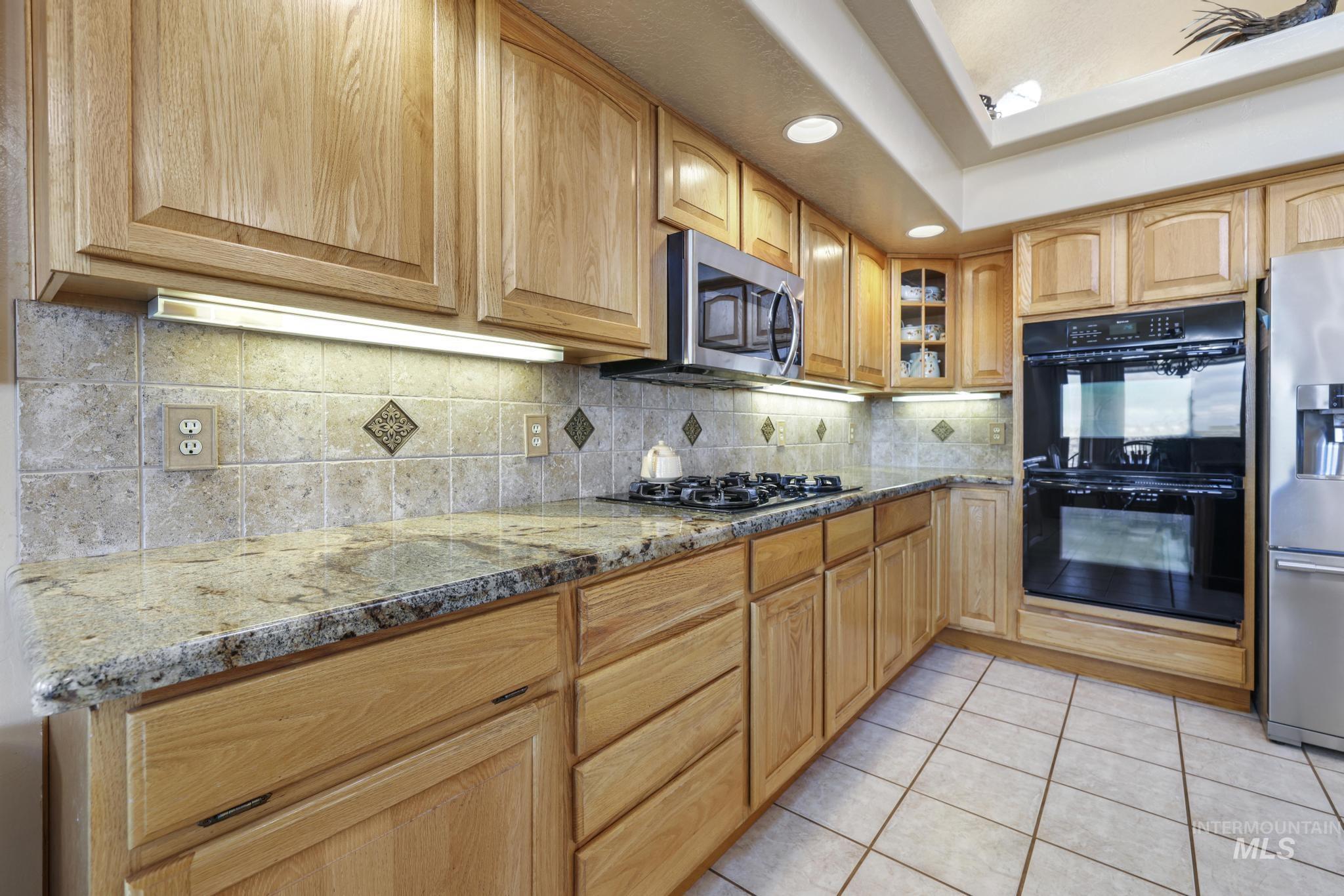 2224 E 4400 N, Filer, Idaho 83328, 4 Bedrooms, 3.5 Bathrooms, Residential For Sale, Price $1,450,000, 98967876