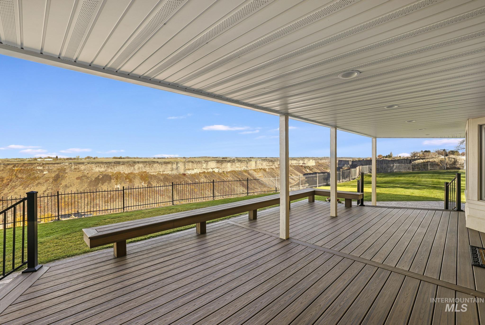 2224 E 4400 N, Filer, Idaho 83328, 4 Bedrooms, 3.5 Bathrooms, Residential For Sale, Price $1,450,000, 98967876