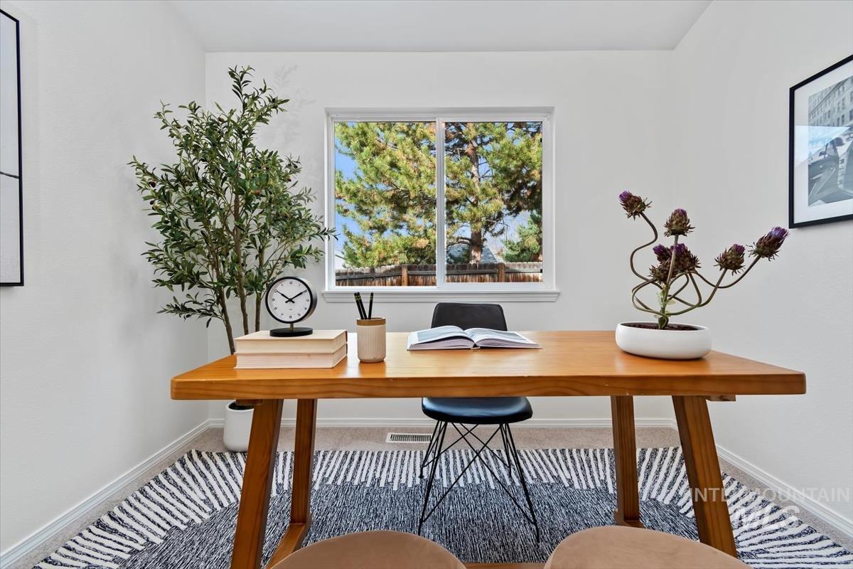 6460 S Lodgepole Pl, Boise, Idaho 83716, 3 Bedrooms, 2 Bathrooms, Residential For Sale, Price $619,900, 98967879