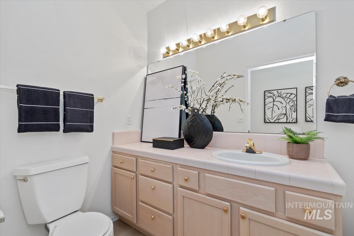 6460 S Lodgepole Pl, Boise, Idaho 83716, 3 Bedrooms, 2 Bathrooms, Residential For Sale, Price $619,900, 98967879