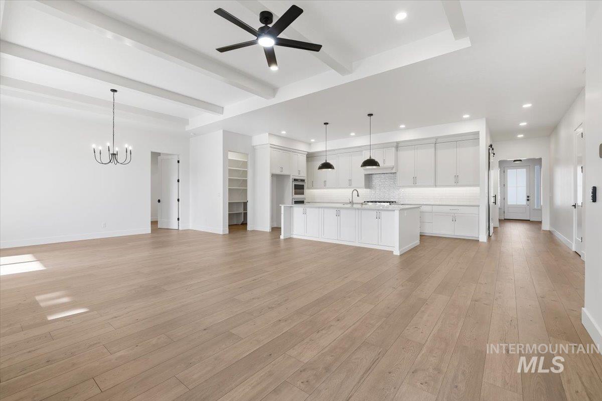 1975 W Pond Stone, Meridian, Idaho 83646, 4 Bedrooms, 3 Bathrooms, Residential For Sale, Price $818,800, 98967880