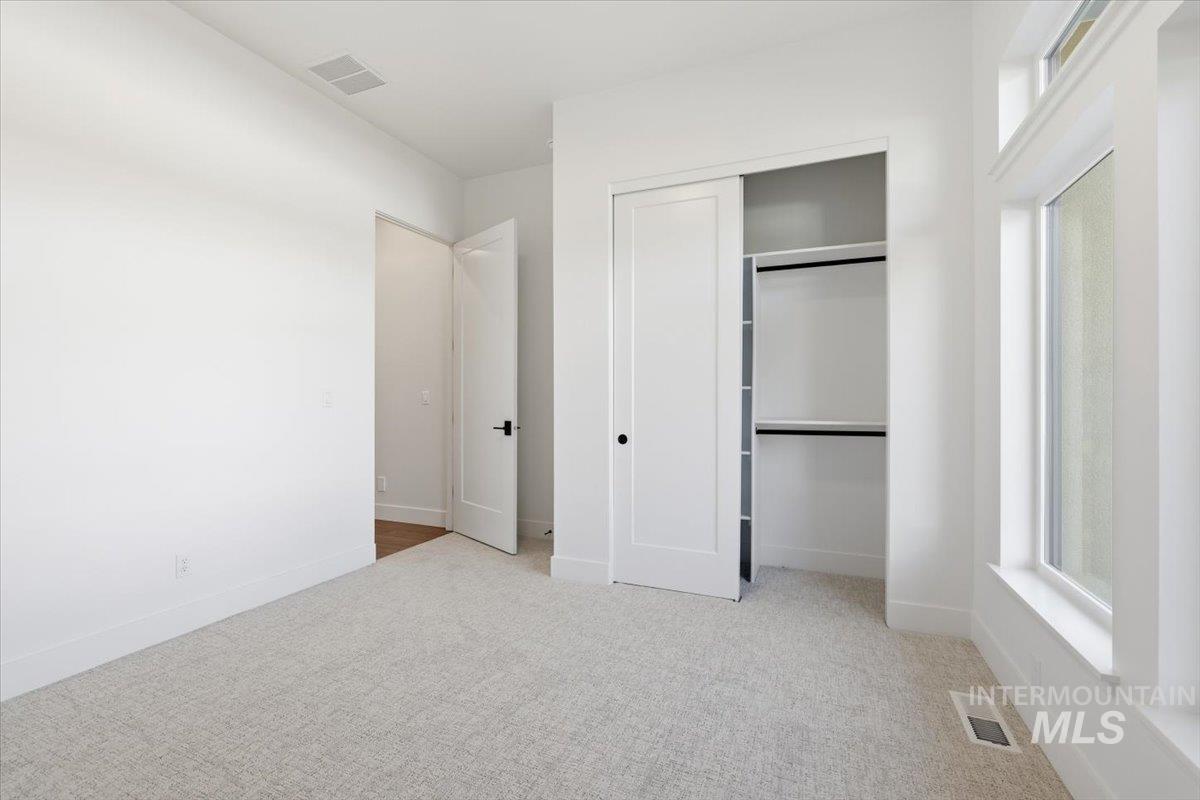 1975 W Pond Stone, Meridian, Idaho 83646, 4 Bedrooms, 3 Bathrooms, Residential For Sale, Price $818,800, 98967880