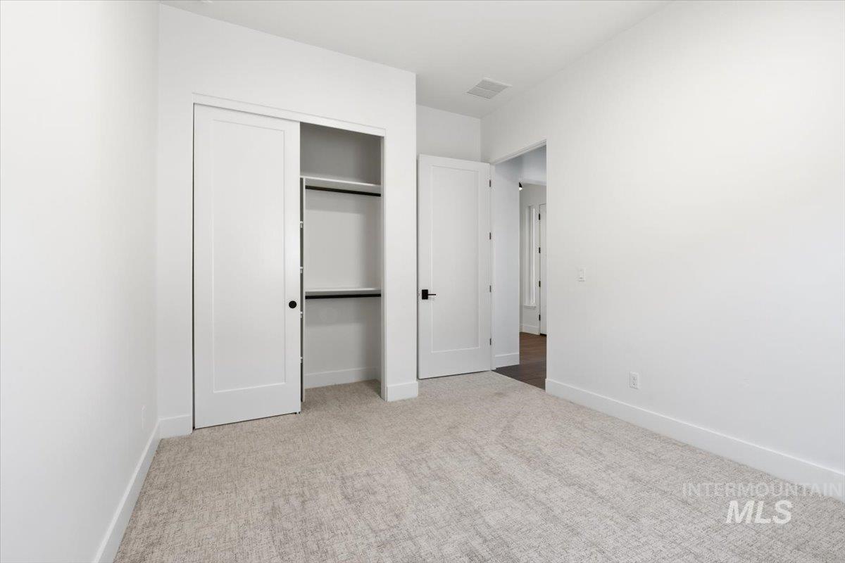 1975 W Pond Stone, Meridian, Idaho 83646, 4 Bedrooms, 3 Bathrooms, Residential For Sale, Price $818,800, 98967880