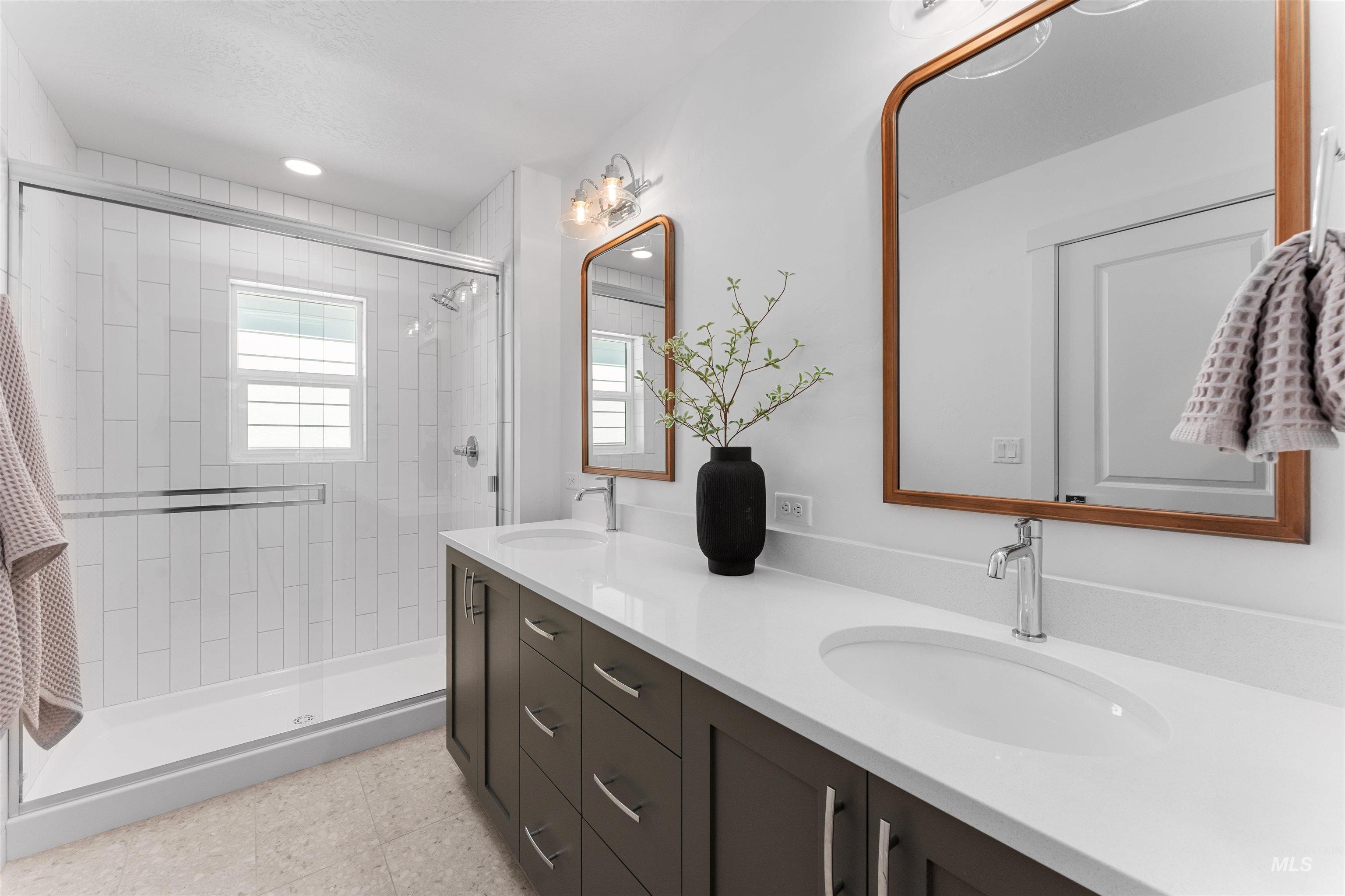 3544 W Anderson St, Boise, Idaho 83703, 3 Bedrooms, 2.5 Bathrooms, Residential Income For Sale, Price $639,900, 98967886