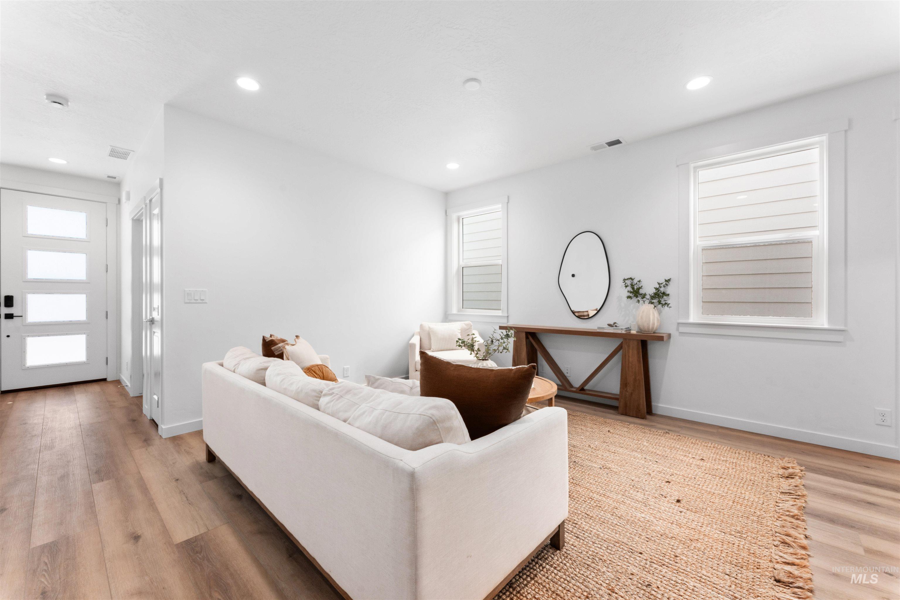 3544 W Anderson St, Boise, Idaho 83703, 3 Bedrooms, 2.5 Bathrooms, Residential Income For Sale, Price $639,900, 98967886