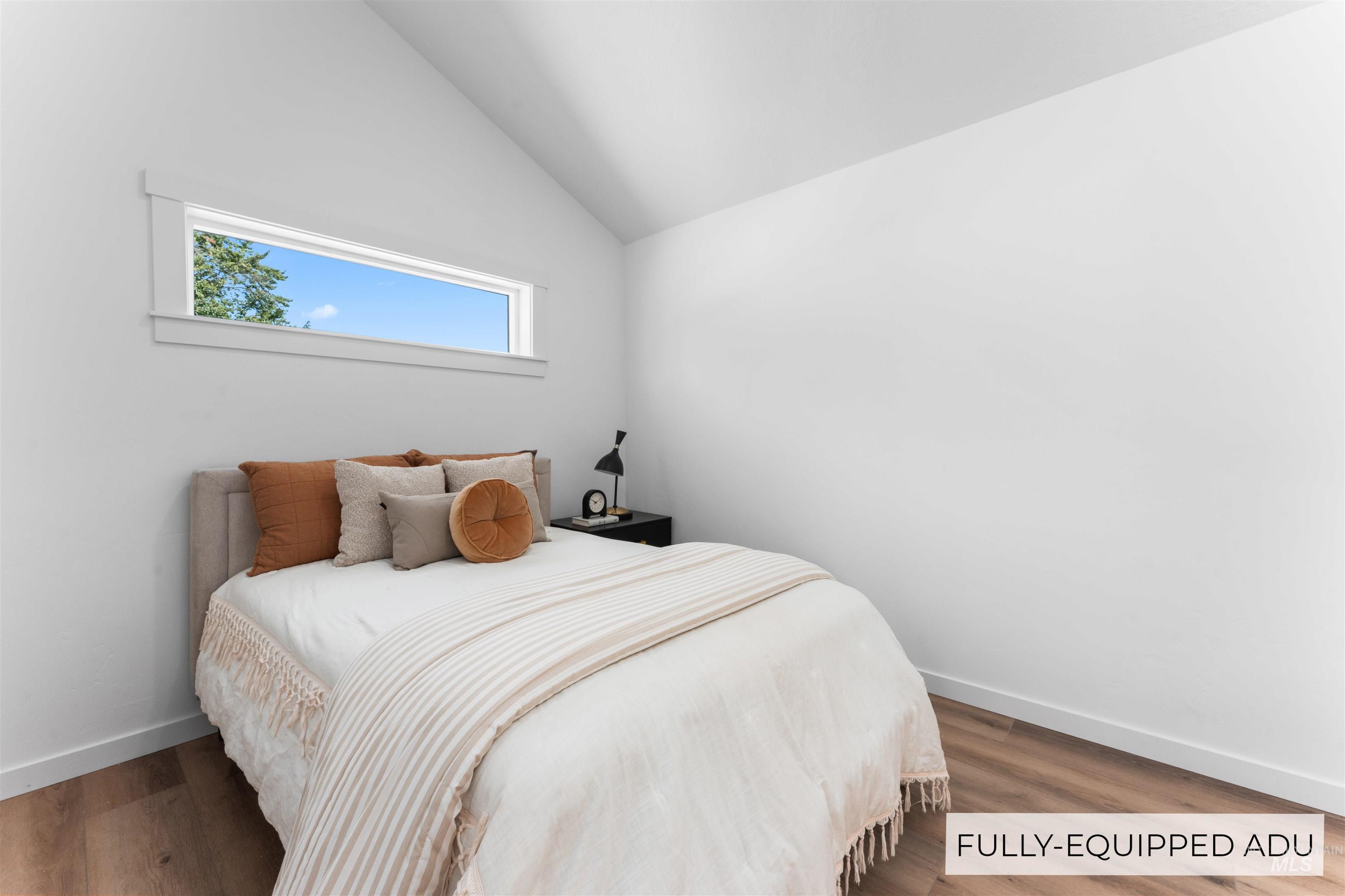 3544 W Anderson St, Boise, Idaho 83703, 3 Bedrooms, 2.5 Bathrooms, Residential Income For Sale, Price $639,900, 98967886