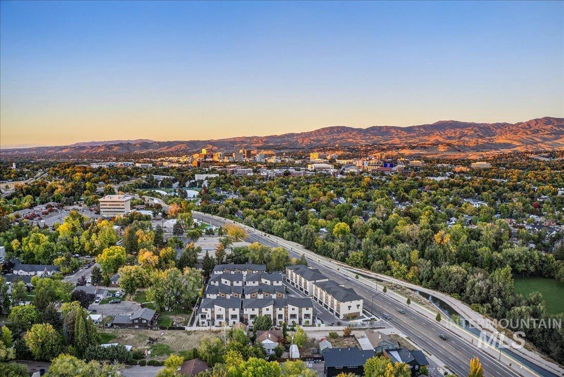 1719 S Rock View Ln, Boise, Idaho 83705-3013, 3 Bedrooms, 3.5 Bathrooms, Residential For Sale, Price $499,880, 98967893