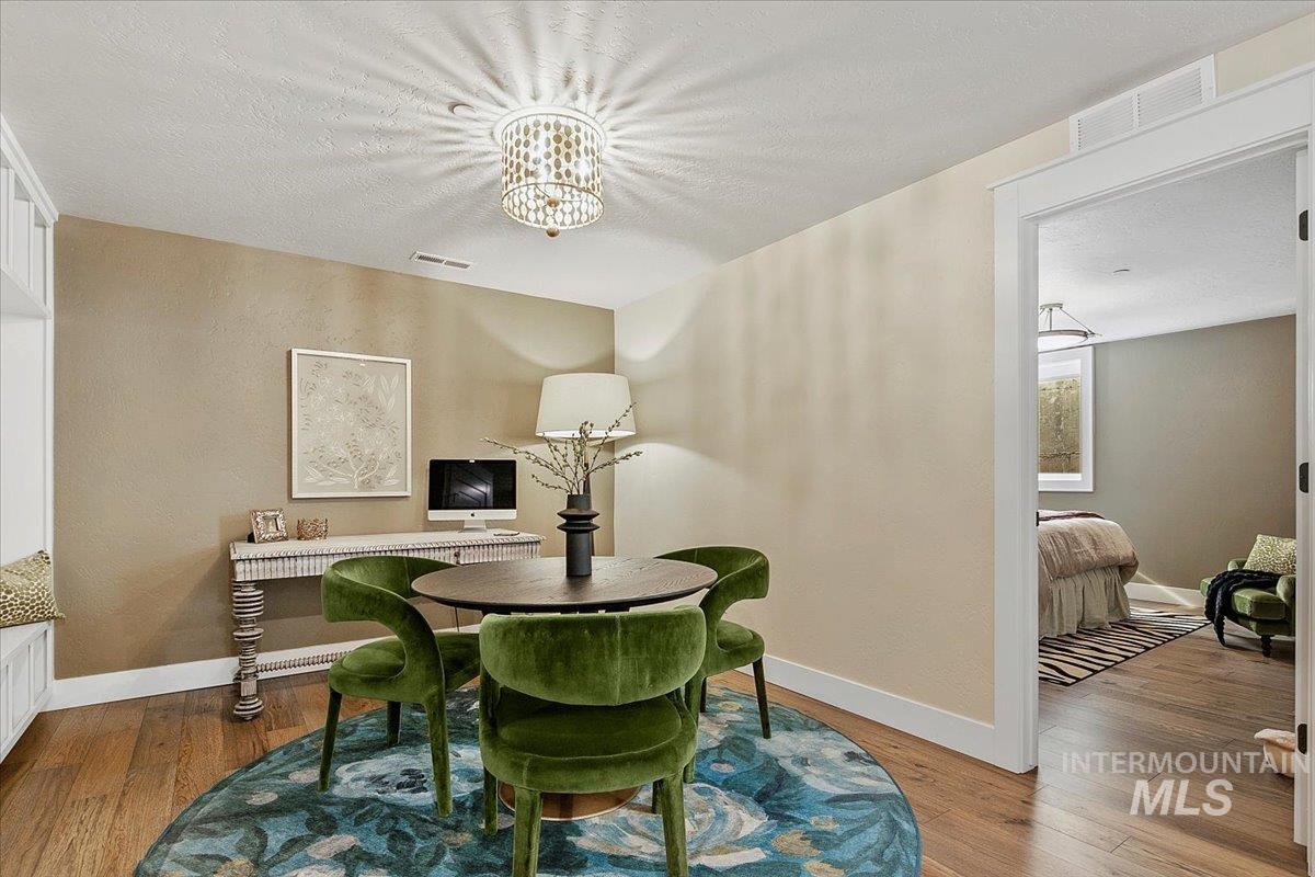 1544 S Trent Point Way, Boise, Idaho 83712, 3 Bedrooms, 2.5 Bathrooms, Residential For Sale, Price $1,399,000, 98967894