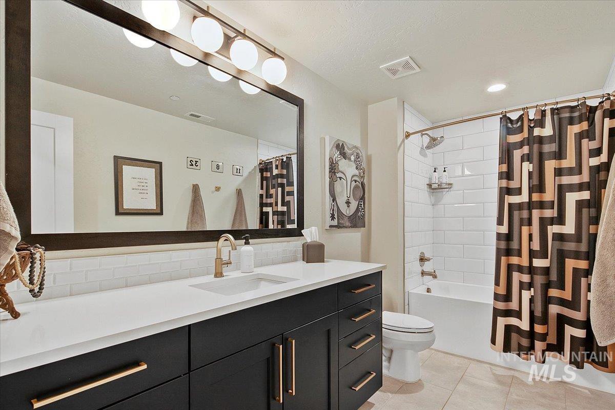 1544 S Trent Point Way, Boise, Idaho 83712, 3 Bedrooms, 2.5 Bathrooms, Residential For Sale, Price $1,399,000, 98967894