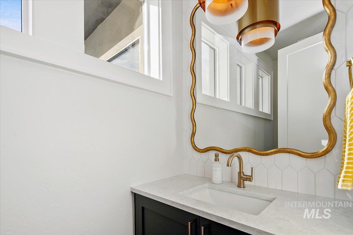 1544 S Trent Point Way, Boise, Idaho 83712, 3 Bedrooms, 2.5 Bathrooms, Residential For Sale, Price $1,399,000, 98967894