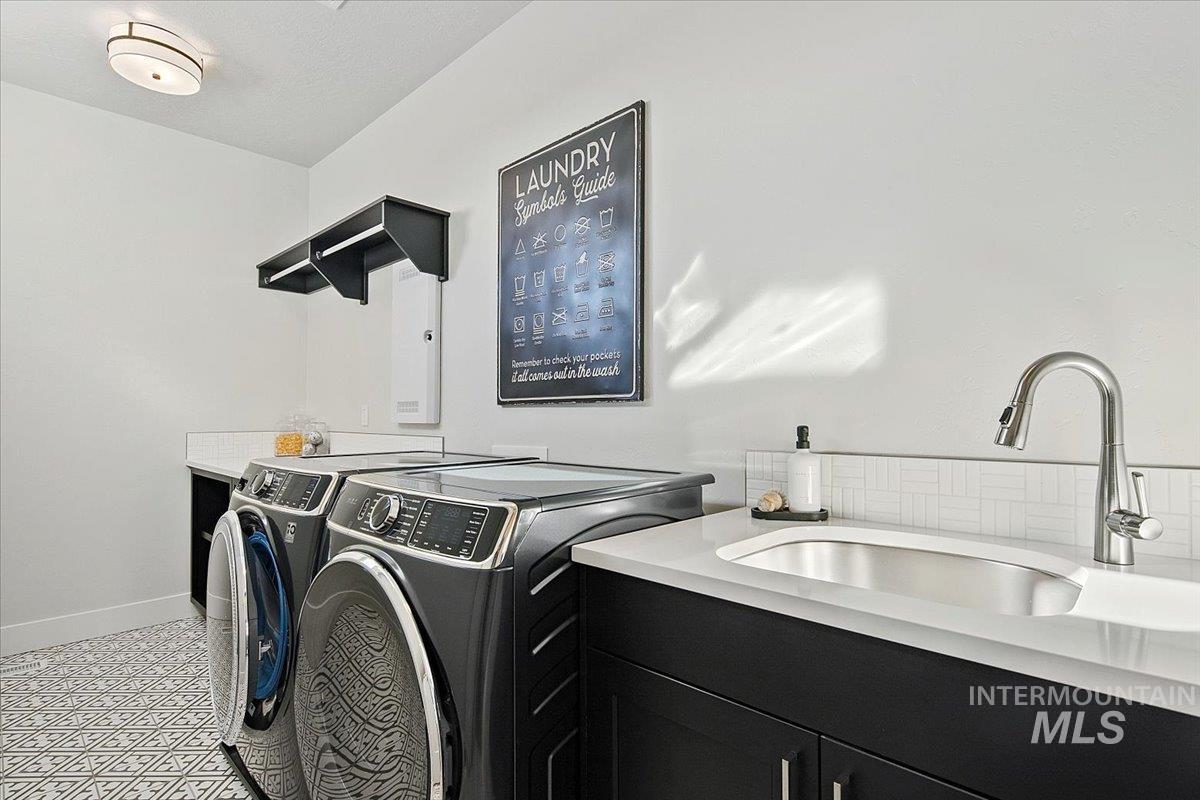 1544 S Trent Point Way, Boise, Idaho 83712, 3 Bedrooms, 2.5 Bathrooms, Residential For Sale, Price $1,399,000, 98967894