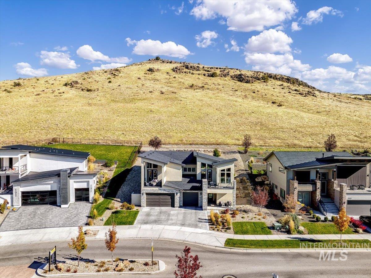 1544 S Trent Point Way, Boise, Idaho 83712, 3 Bedrooms, 2.5 Bathrooms, Residential For Sale, Price $1,399,000, 98967894