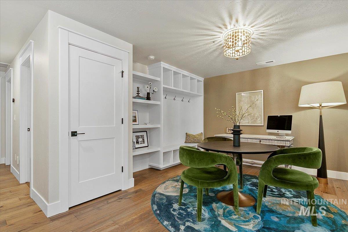 1544 S Trent Point Way, Boise, Idaho 83712, 3 Bedrooms, 2.5 Bathrooms, Residential For Sale, Price $1,399,000, 98967894