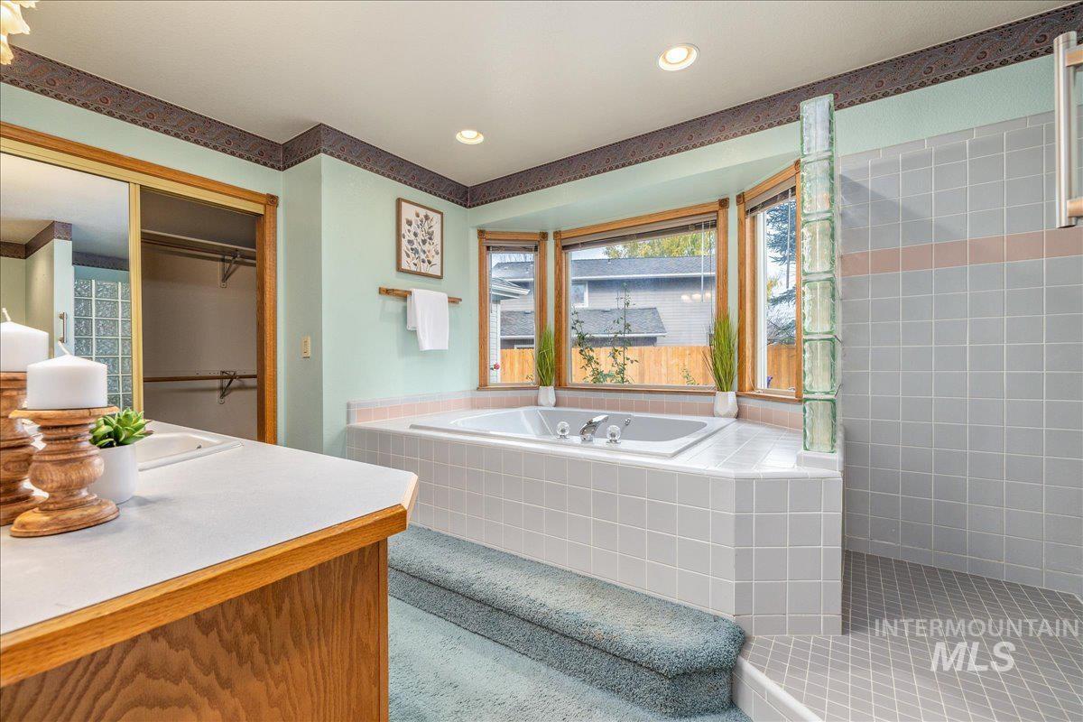 852 N Player Ave, Eagle, Idaho 83616-5281, 3 Bedrooms, 2 Bathrooms, Residential For Sale, Price $489,900, 98967905