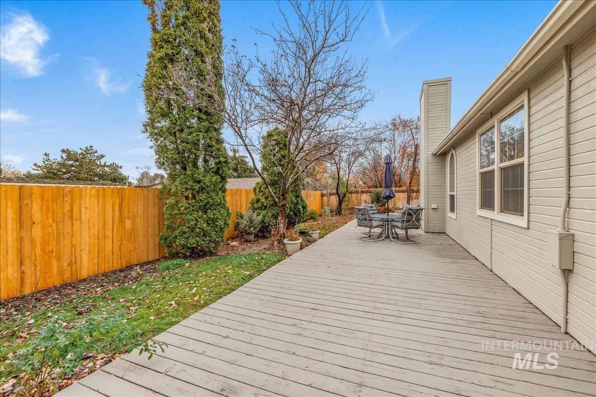 852 N Player Ave, Eagle, Idaho 83616-5281, 3 Bedrooms, 2 Bathrooms, Residential For Sale, Price $489,900, 98967905