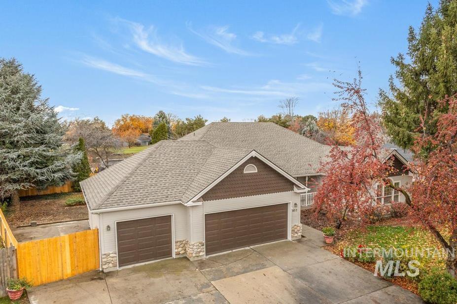 852 N Player Ave, Eagle, Idaho 83616-5281, 3 Bedrooms, 2 Bathrooms, Residential For Sale, Price $489,900, 98967905