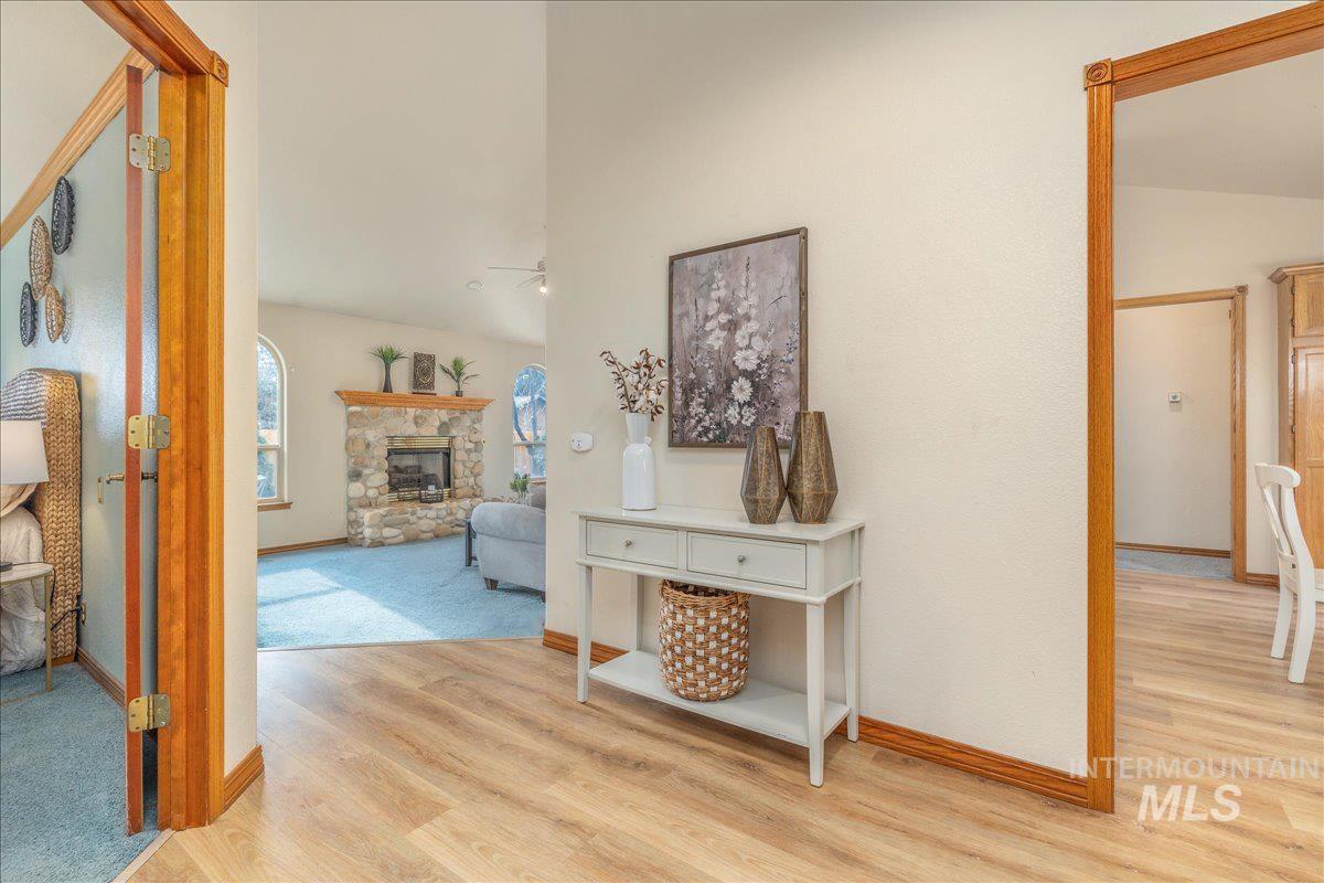 852 N Player Ave, Eagle, Idaho 83616-5281, 3 Bedrooms, 2 Bathrooms, Residential For Sale, Price $489,900, 98967905