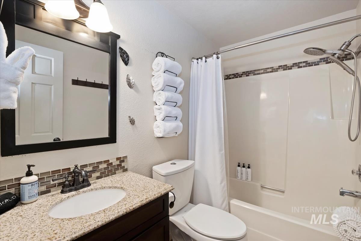 1607 Davis Ave, McCall, Idaho 83638, 2 Bedrooms, 1 Bathroom, Residential For Sale, Price $350,000, 98967910