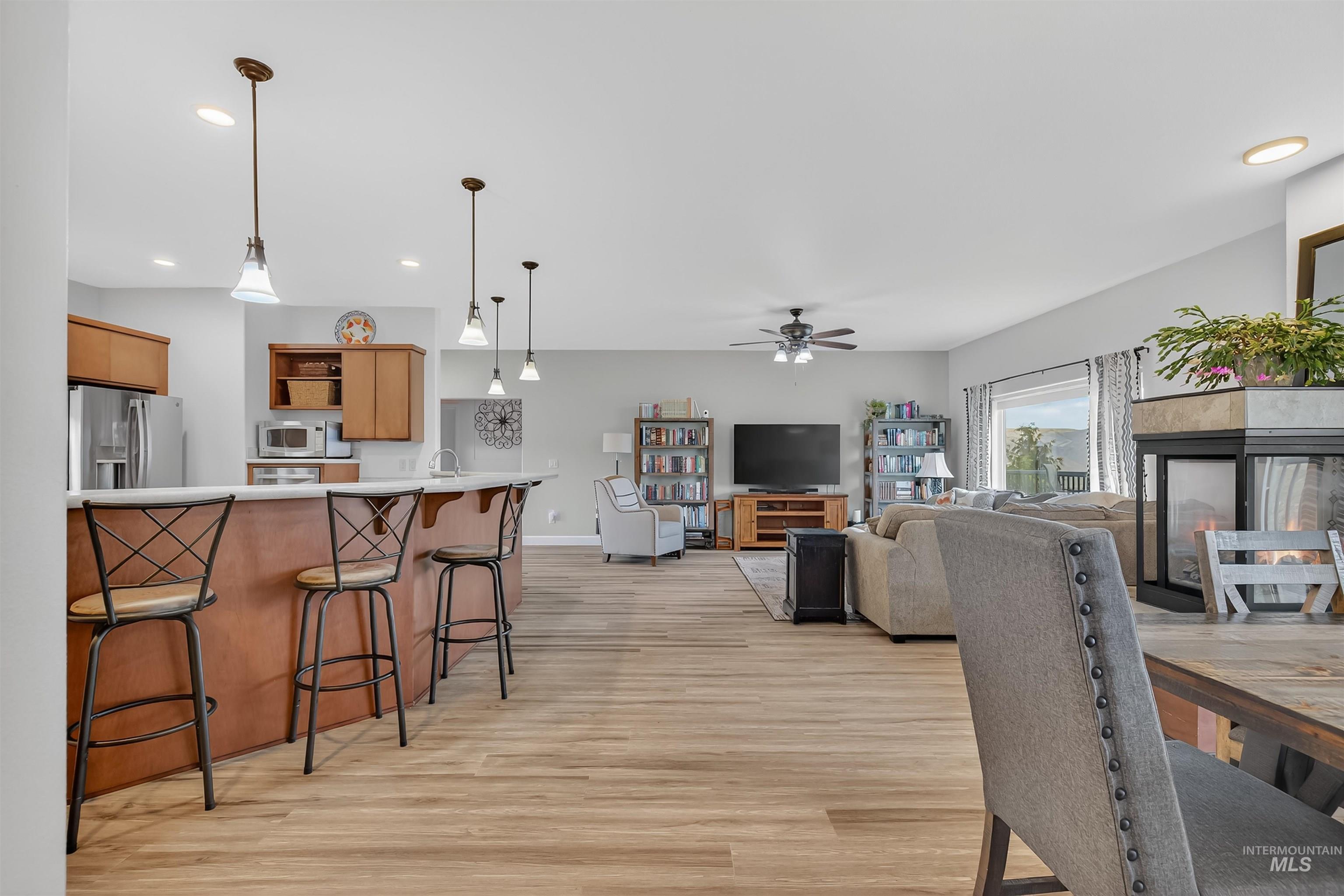 1241 Amity Lane, Clarkston, Washington 99403, 3 Bedrooms, 3 Bathrooms, Residential For Sale, Price $800,000, 98967912