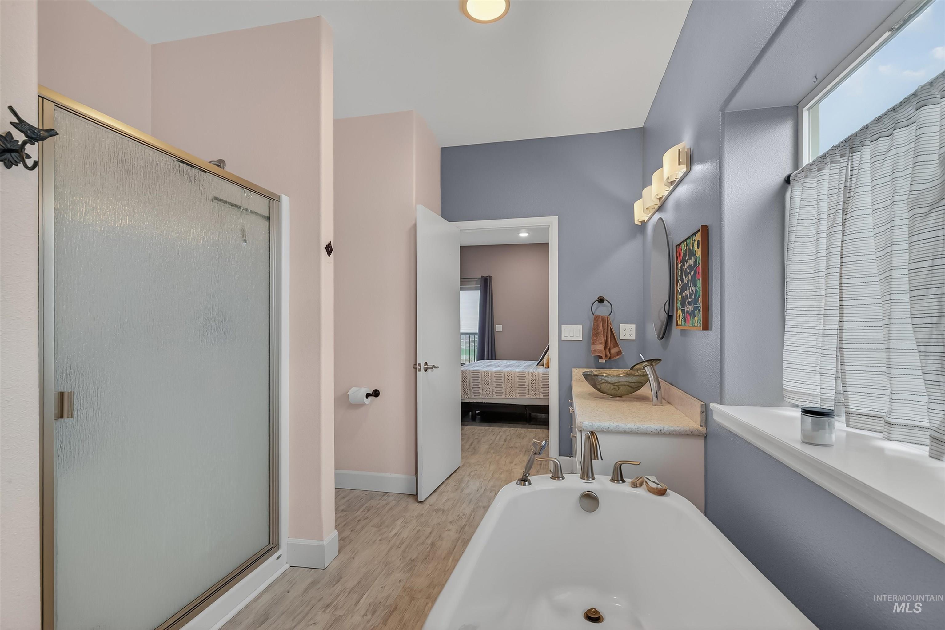 1241 Amity Lane, Clarkston, Washington 99403, 3 Bedrooms, 3 Bathrooms, Residential For Sale, Price $800,000, 98967912