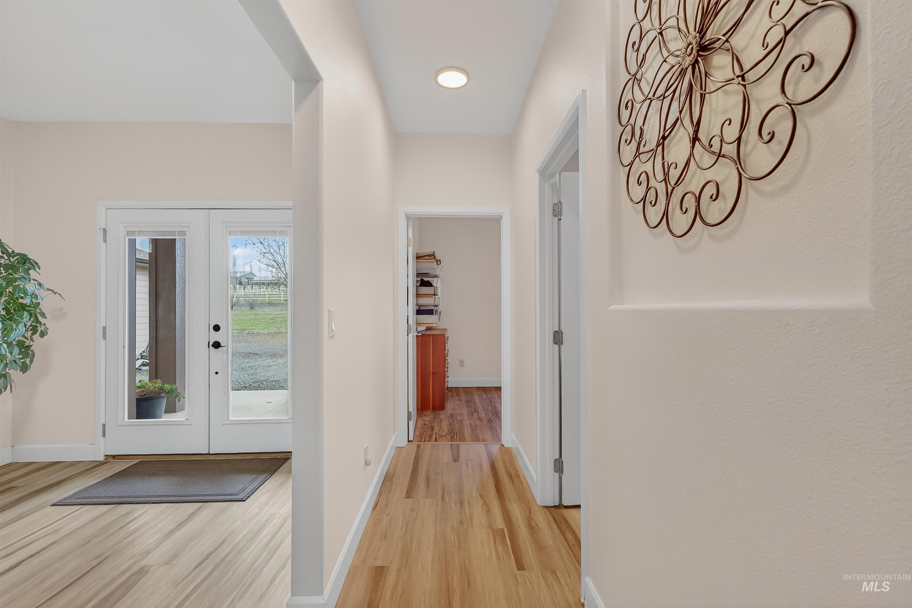 1241 Amity Lane, Clarkston, Washington 99403, 3 Bedrooms, 3 Bathrooms, Residential For Sale, Price $800,000, 98967912