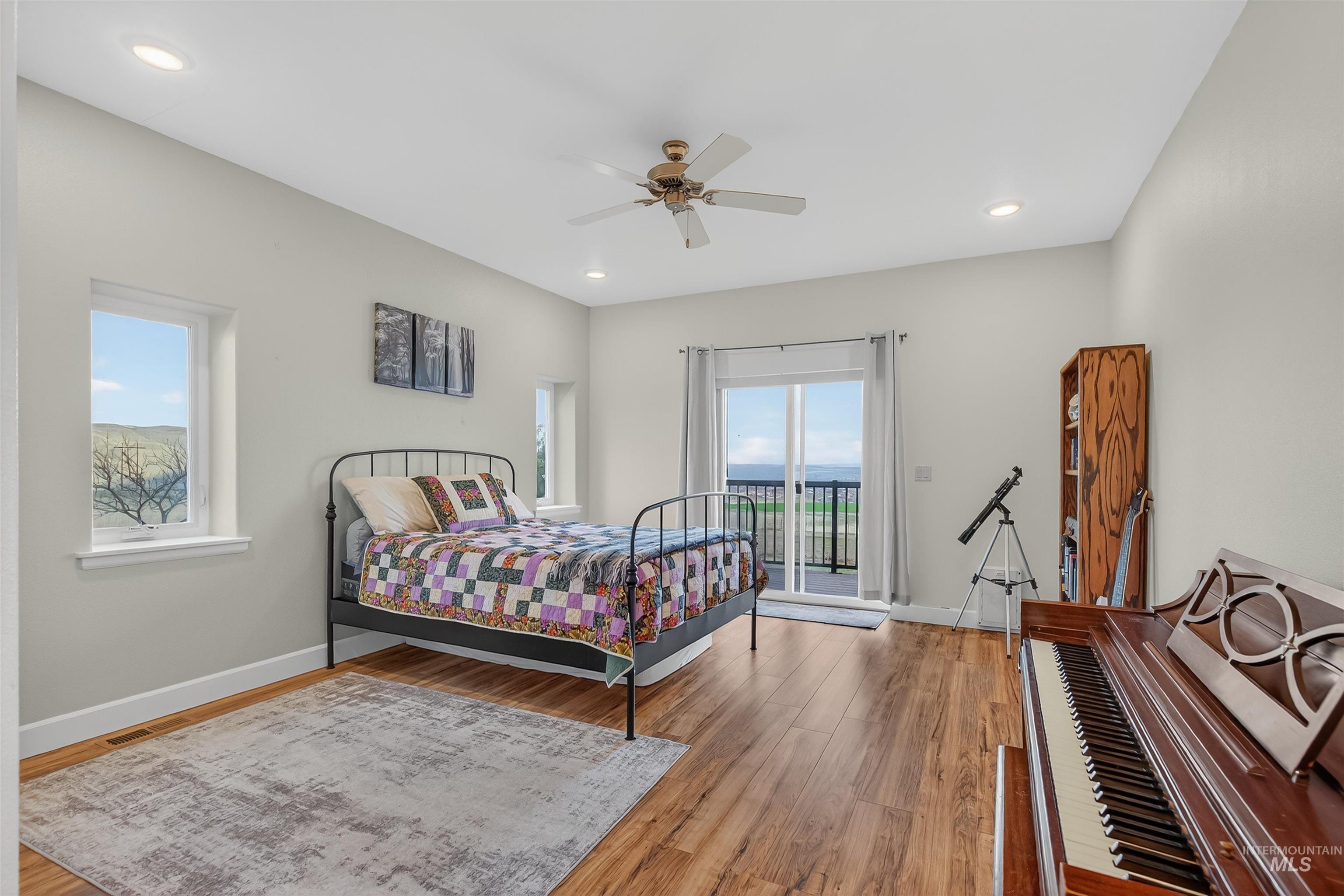 1241 Amity Lane, Clarkston, Washington 99403, 3 Bedrooms, 3 Bathrooms, Residential For Sale, Price $800,000, 98967912