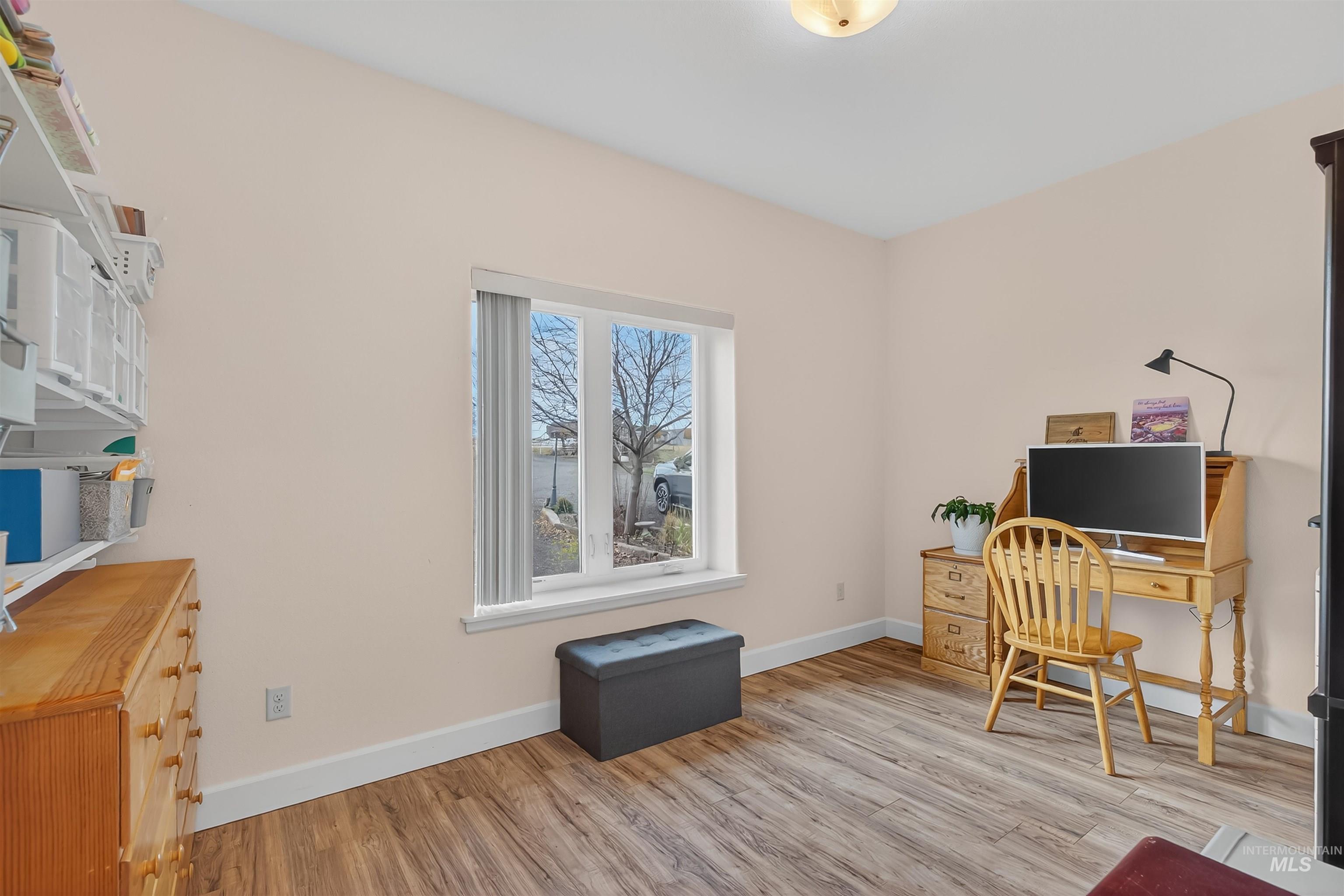 1241 Amity Lane, Clarkston, Washington 99403, 3 Bedrooms, 3 Bathrooms, Residential For Sale, Price $800,000, 98967912