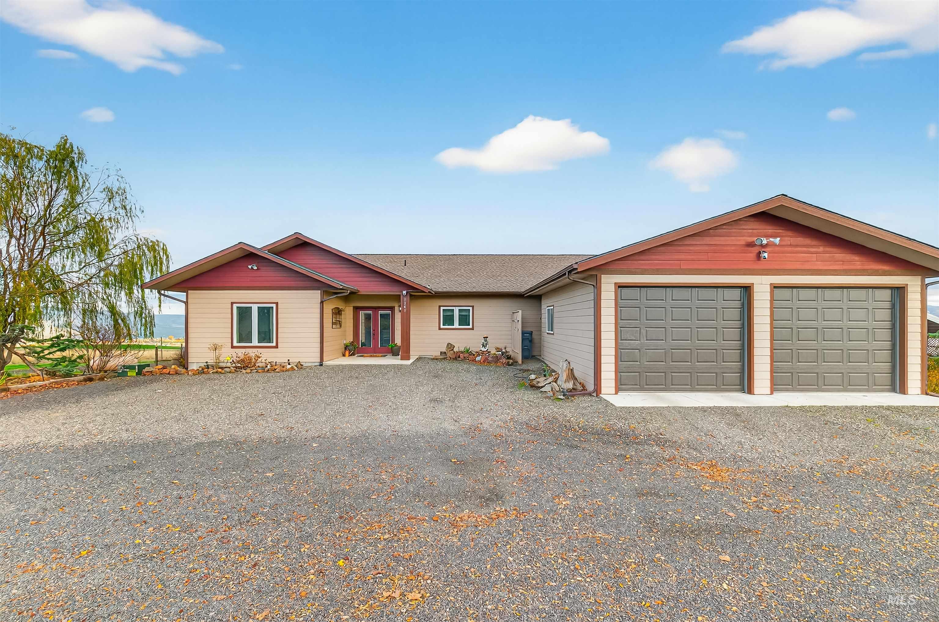 1241 Amity Lane, Clarkston, Washington 99403, 3 Bedrooms, 3 Bathrooms, Residential For Sale, Price $800,000, 98967912