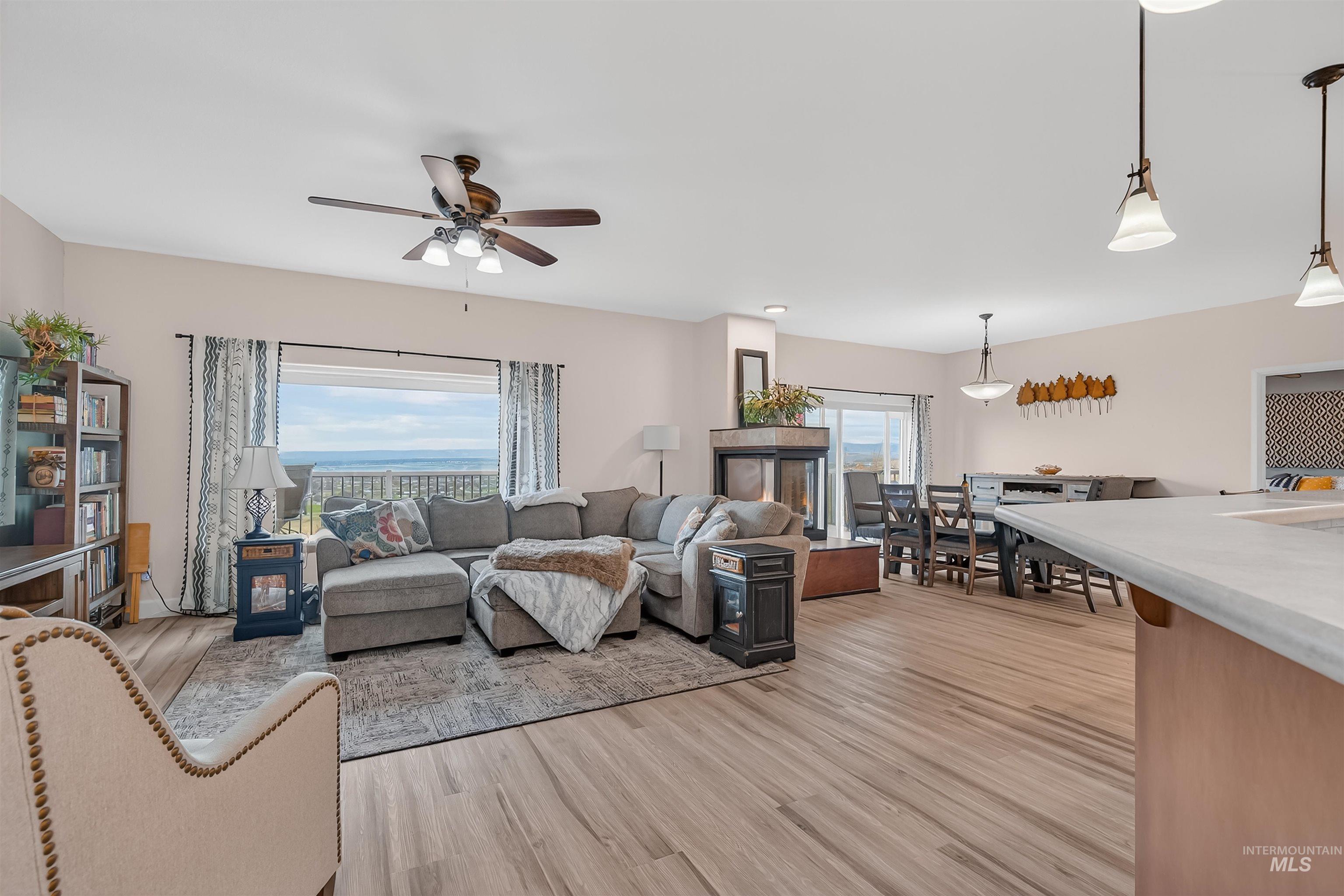 1241 Amity Lane, Clarkston, Washington 99403, 3 Bedrooms, 3 Bathrooms, Residential For Sale, Price $800,000, 98967912