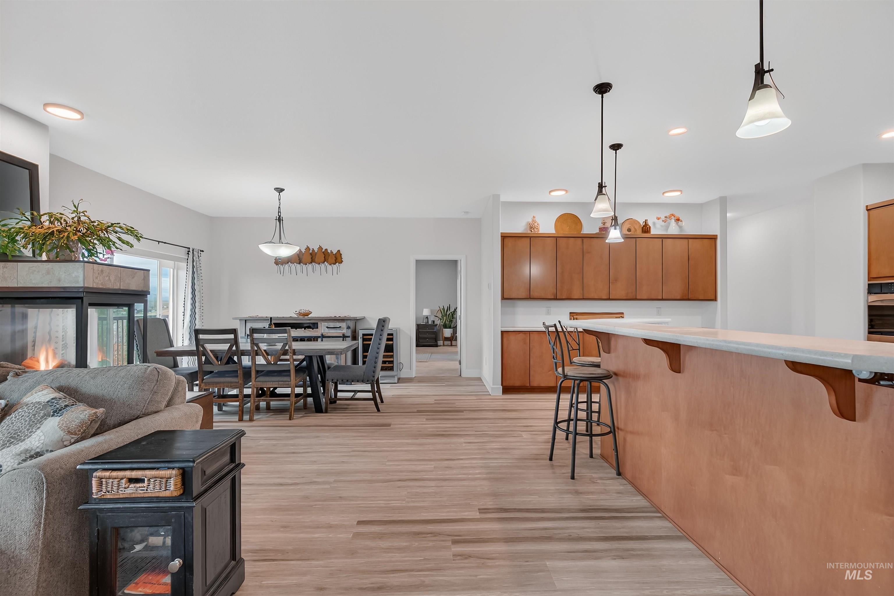 1241 Amity Lane, Clarkston, Washington 99403, 3 Bedrooms, 3 Bathrooms, Residential For Sale, Price $800,000, 98967912