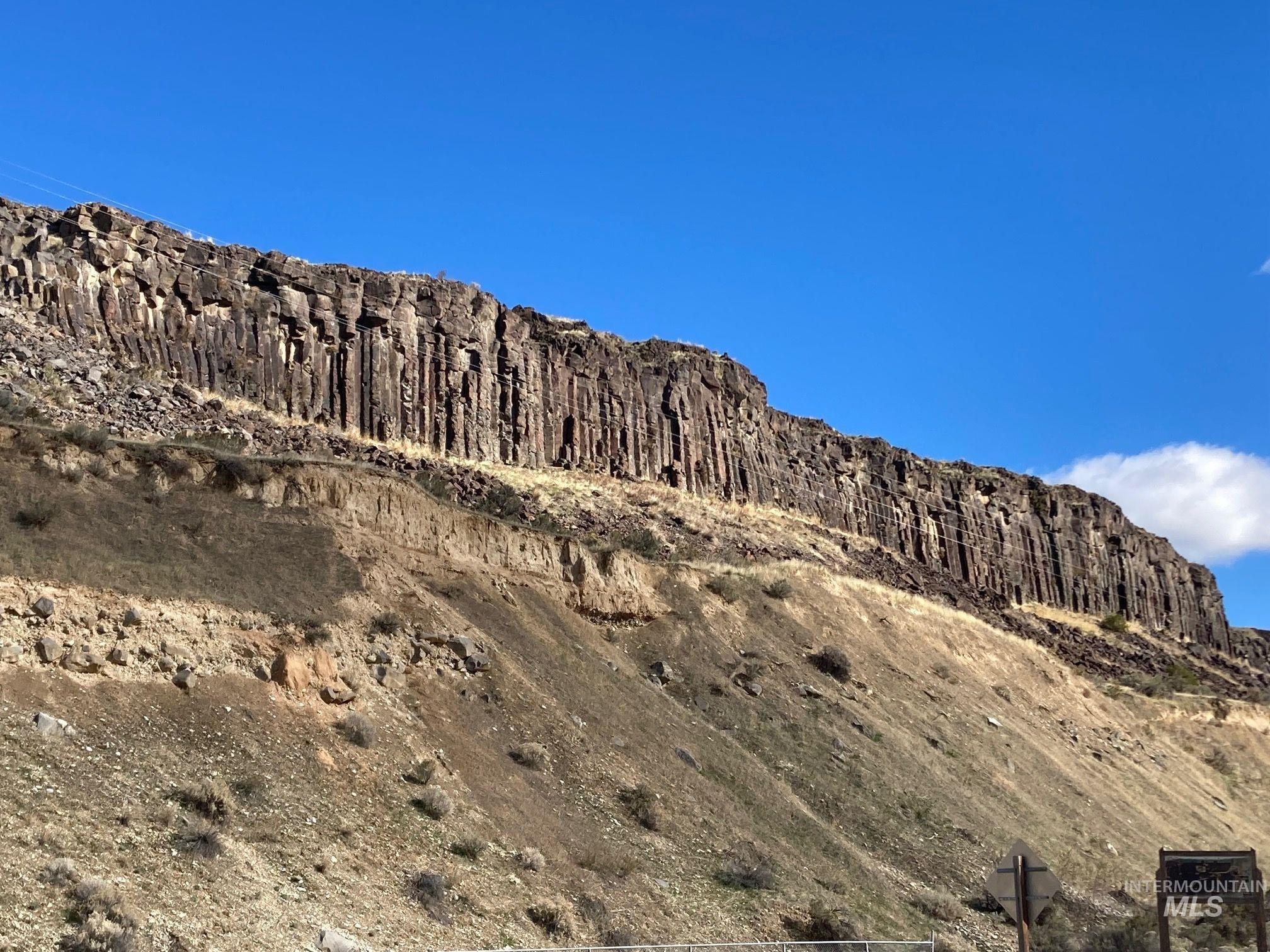 EXPLORE THE GREAT OUTDOORS