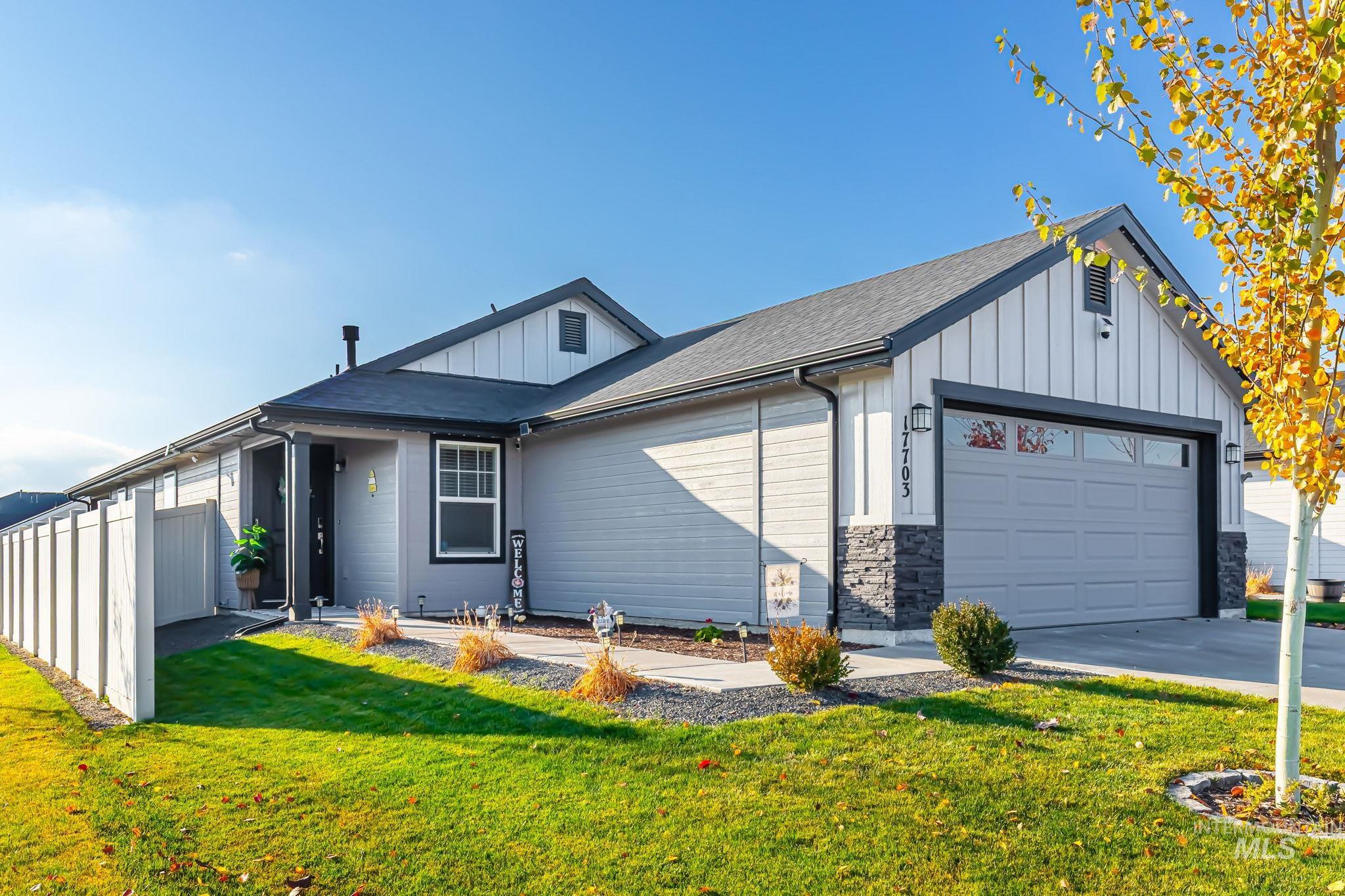 17703 Jackson Ridge Way, Nampa, Idaho 83687, 3 Bedrooms, 2 Bathrooms, Residential For Sale, Price $385,000, 98967920