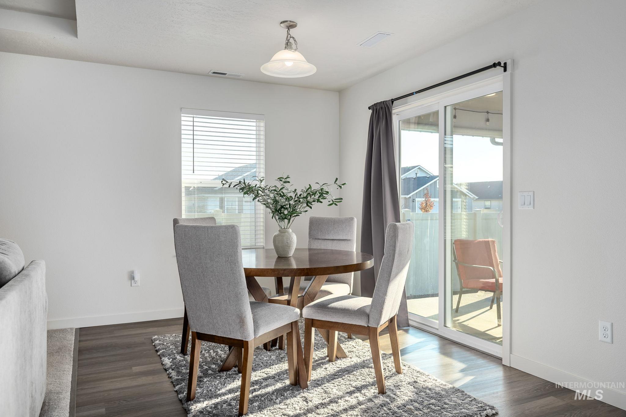 17703 Jackson Ridge Way, Nampa, Idaho 83687, 3 Bedrooms, 2 Bathrooms, Residential For Sale, Price $385,000, 98967920