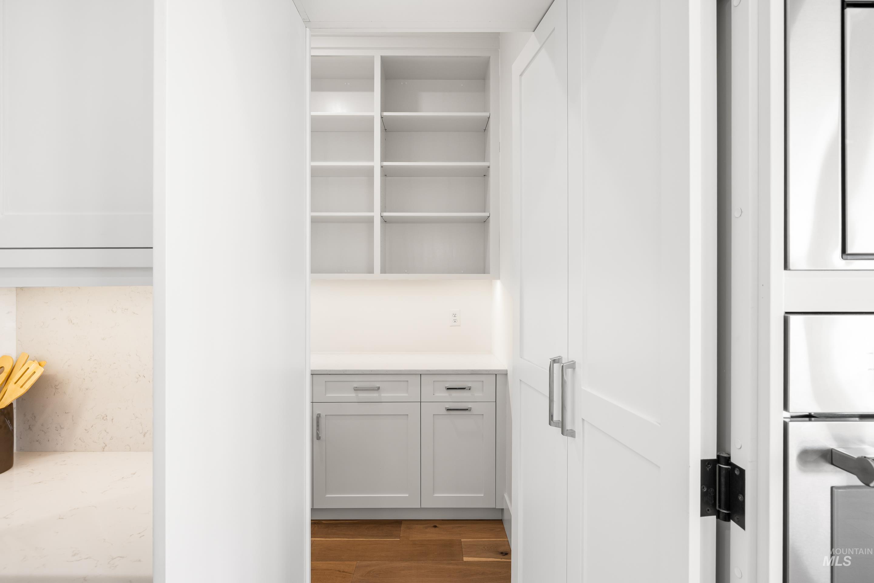 2379 S Mallard Wing Way, Eagle, Idaho 83616, 3 Bedrooms, 3.5 Bathrooms, Residential For Sale, Price $1,997,000, 98967933