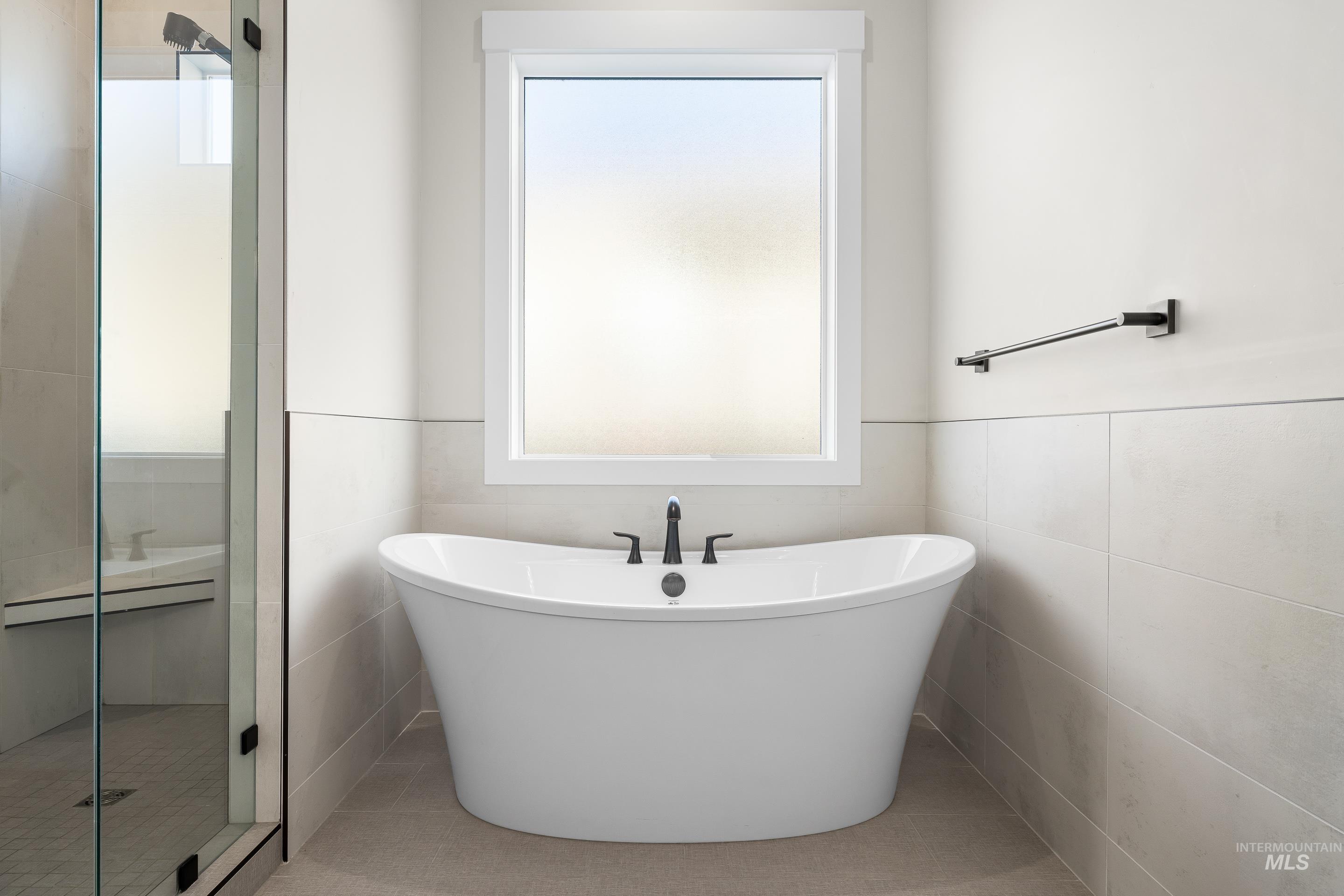 18249 N Burnt Car Way, Boise, Idaho 83714, 3 Bedrooms, 2.5 Bathrooms, Residential For Sale, Price $940,000, 98967935