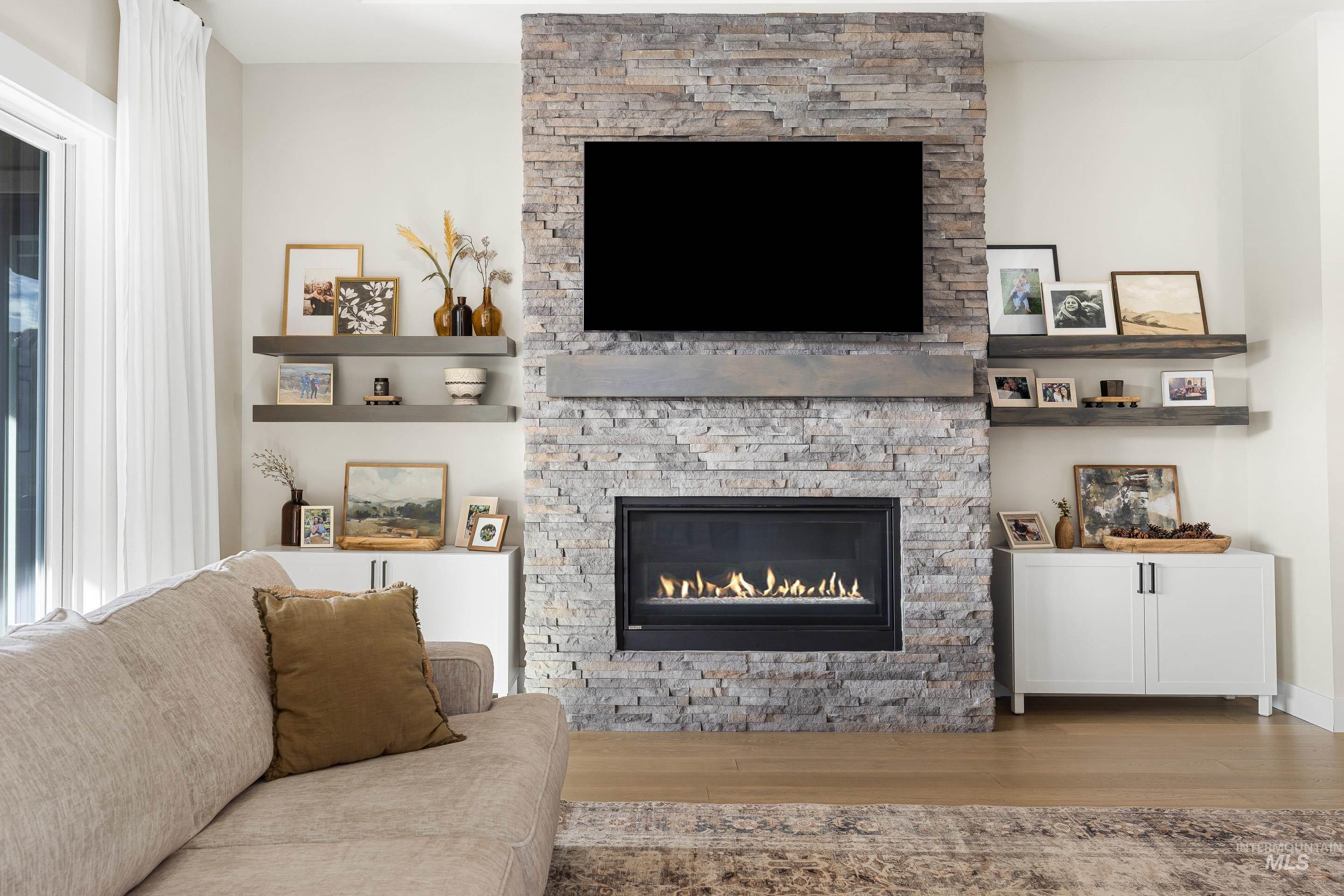 18249 N Burnt Car Way, Boise, Idaho 83714, 3 Bedrooms, 2.5 Bathrooms, Residential For Sale, Price $940,000, 98967935